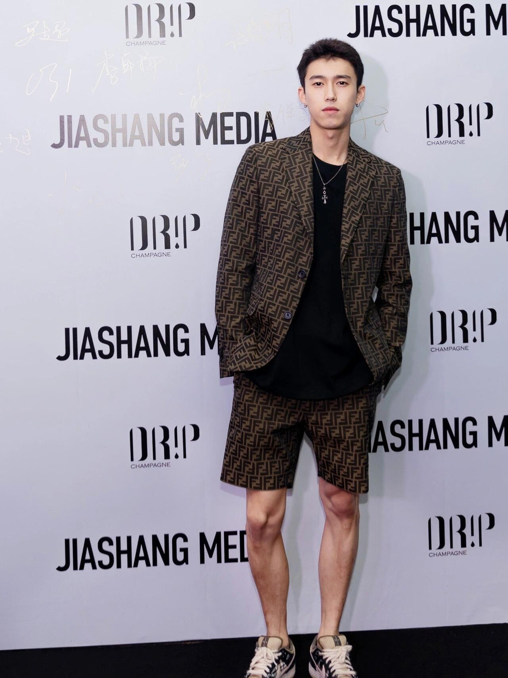 2026 New Arrival: FF All-Over Monogram Print Shorts (55012-A90)