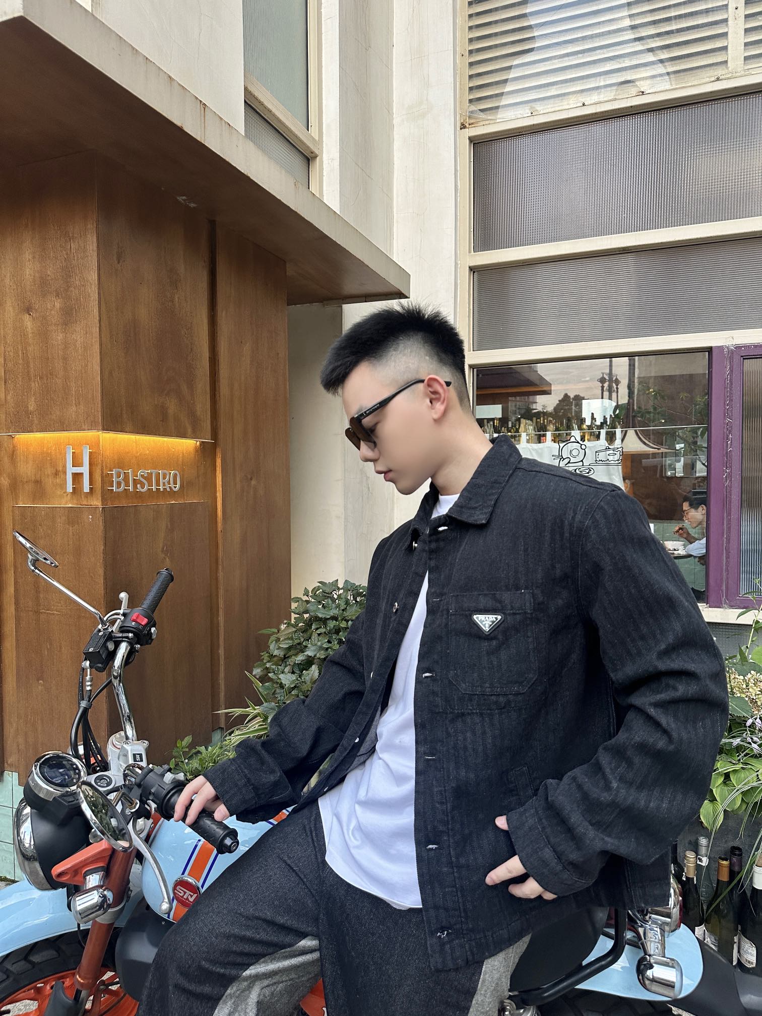 2026 New Triangle Brand Denim Jacket (MM070-B80)