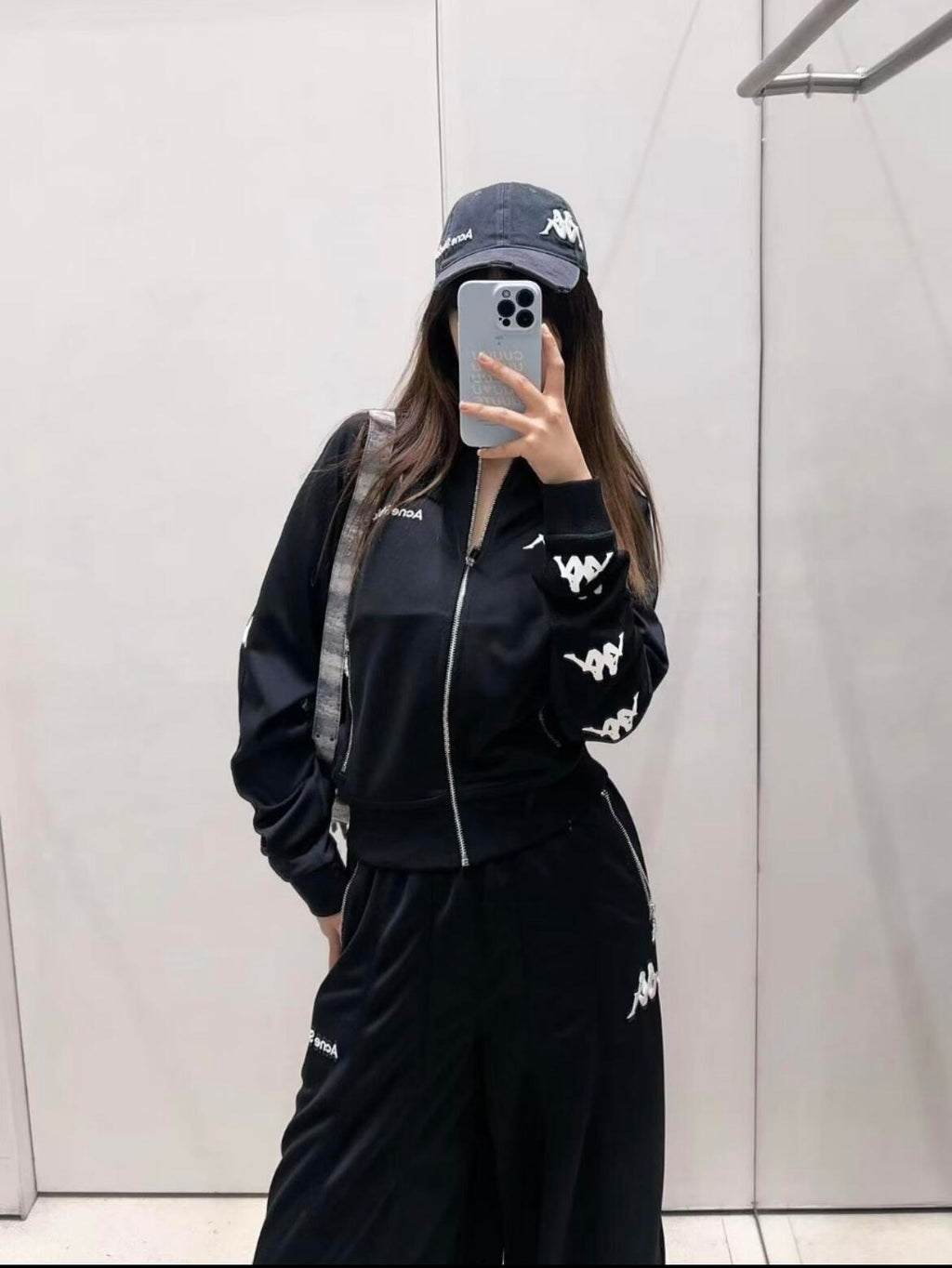 [VIP Exclusive] 2026 new model Acn logo zipper sweatshirt (25267-B85)