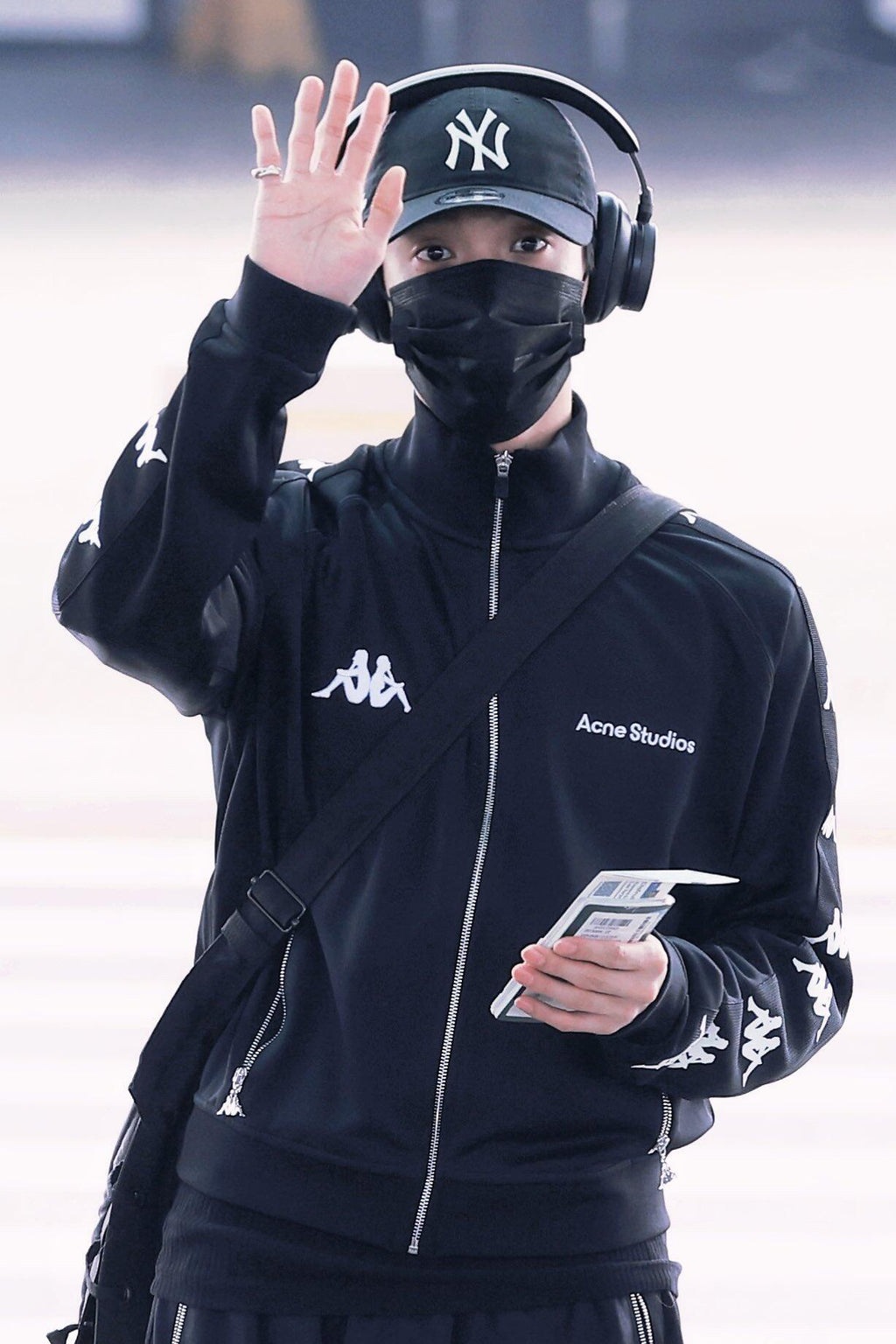 [VIP Exclusive] 2026 new model Acn logo zipper sweatshirt (25267-B85)