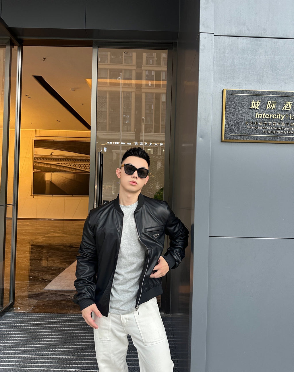 2026 New Model Triangle Brand Two-Sided Wear Leather Plain Weave Jacket (25288-D10)