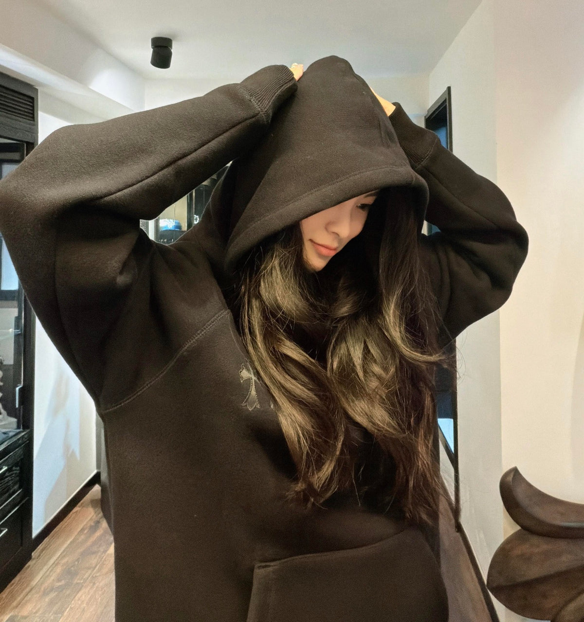 2026 New Model CH Logo Hoodie (CC912-B60)