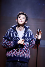 [VIP Exclusive] 2026 New Way Geometric Sweater Jacket with All-Over Embellishment (25394-C10)