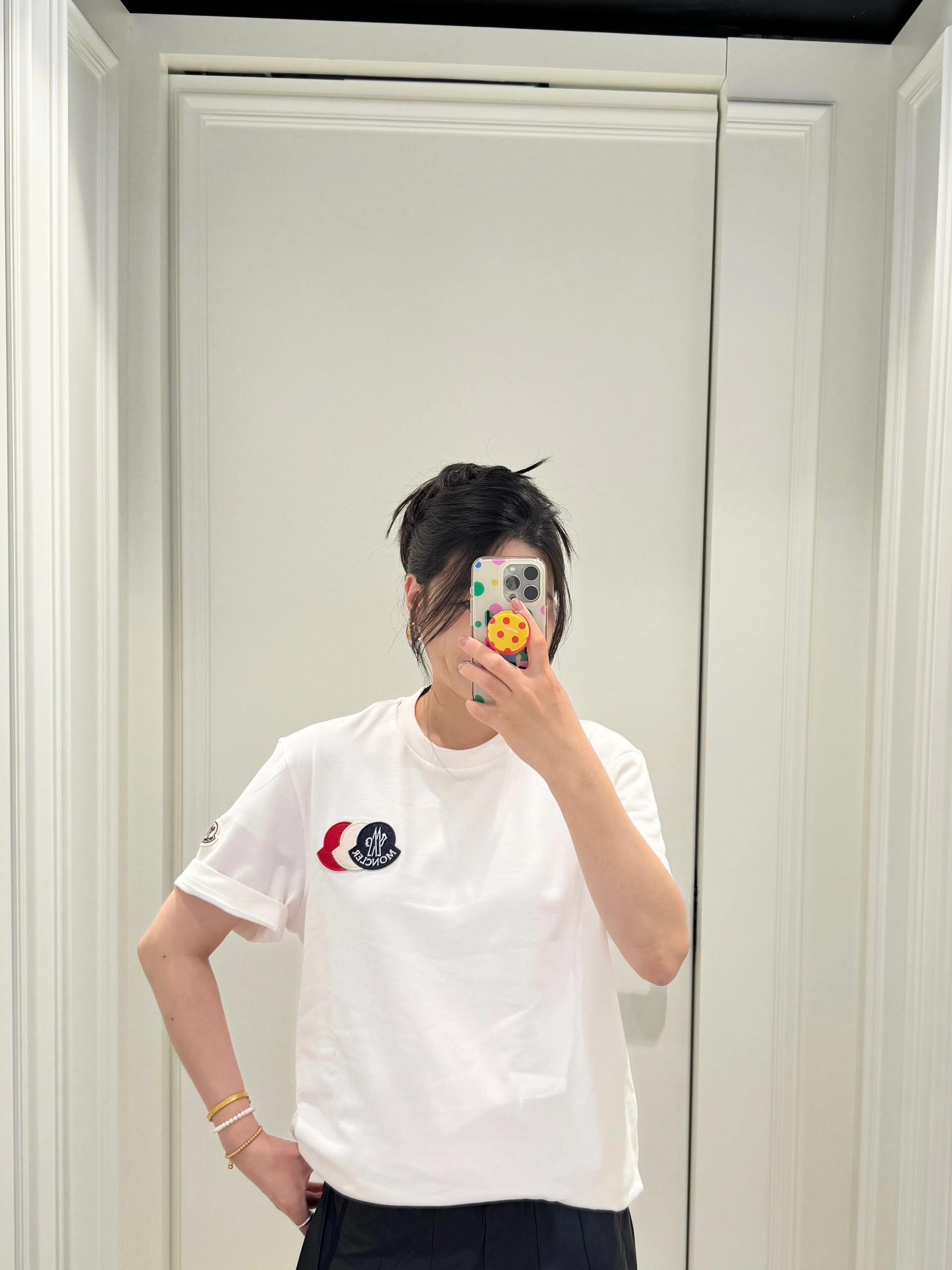 2026 New Mon Patch Logo Short-Sleeved T-Shirt (AA539-A10)