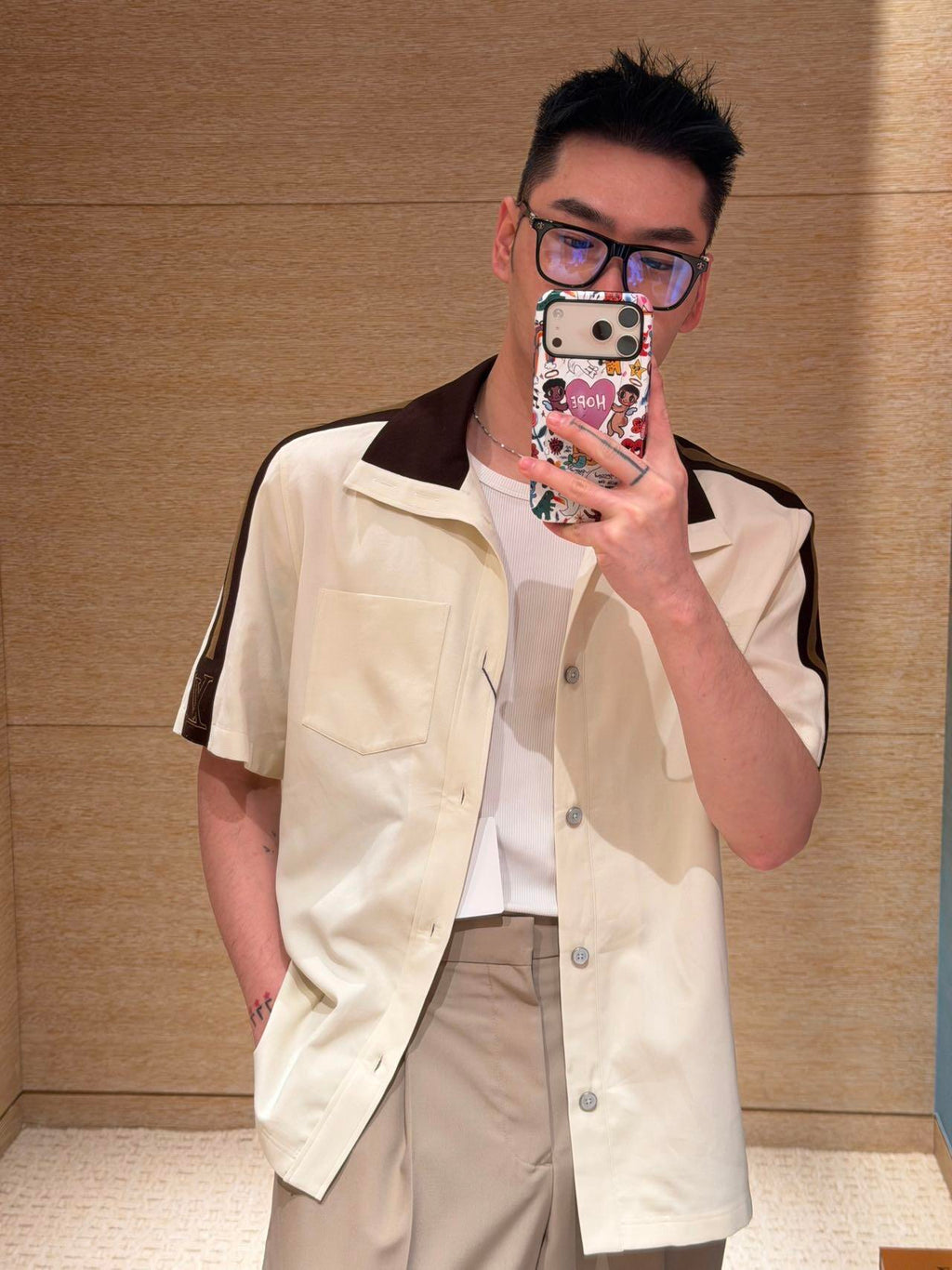 2026 New Model LY Logo Ribbon Short-Sleeved Shirt (AA607-B00)