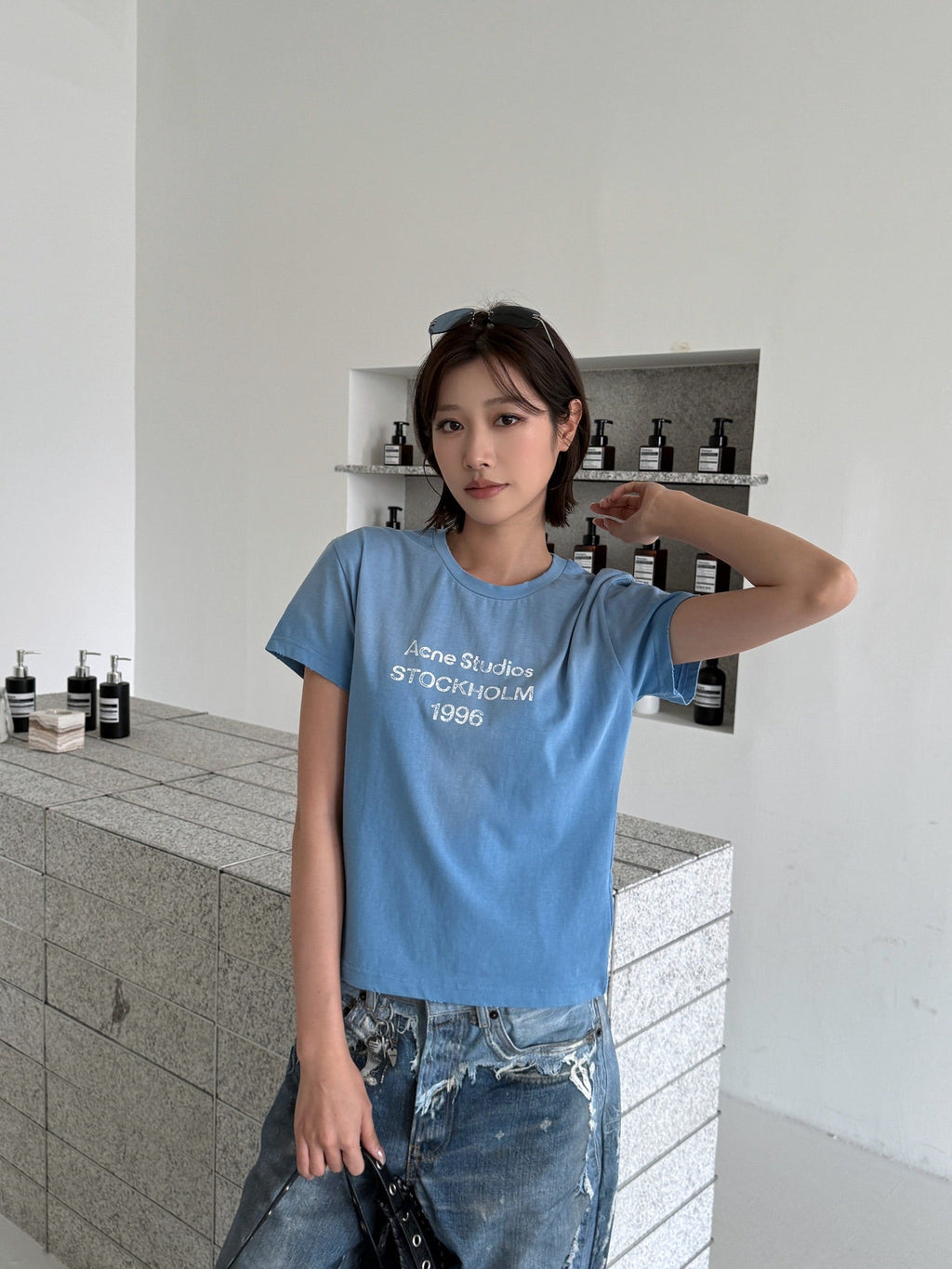 2026 Women’s Acn Short-Sleeved T-Shirt with Screen-Printed Distressed Logo (FF731)