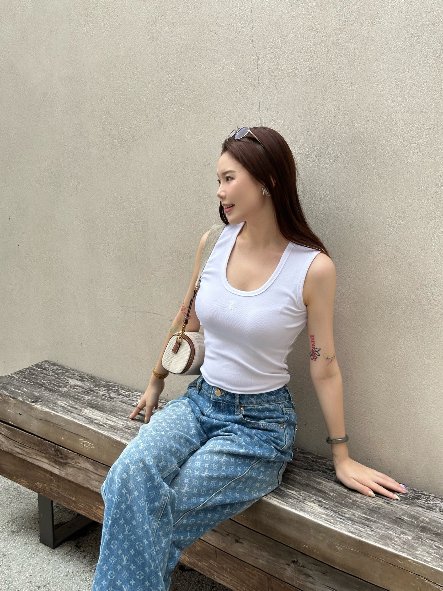 2026 Women's LY Embroidered Tank Top (EE437)