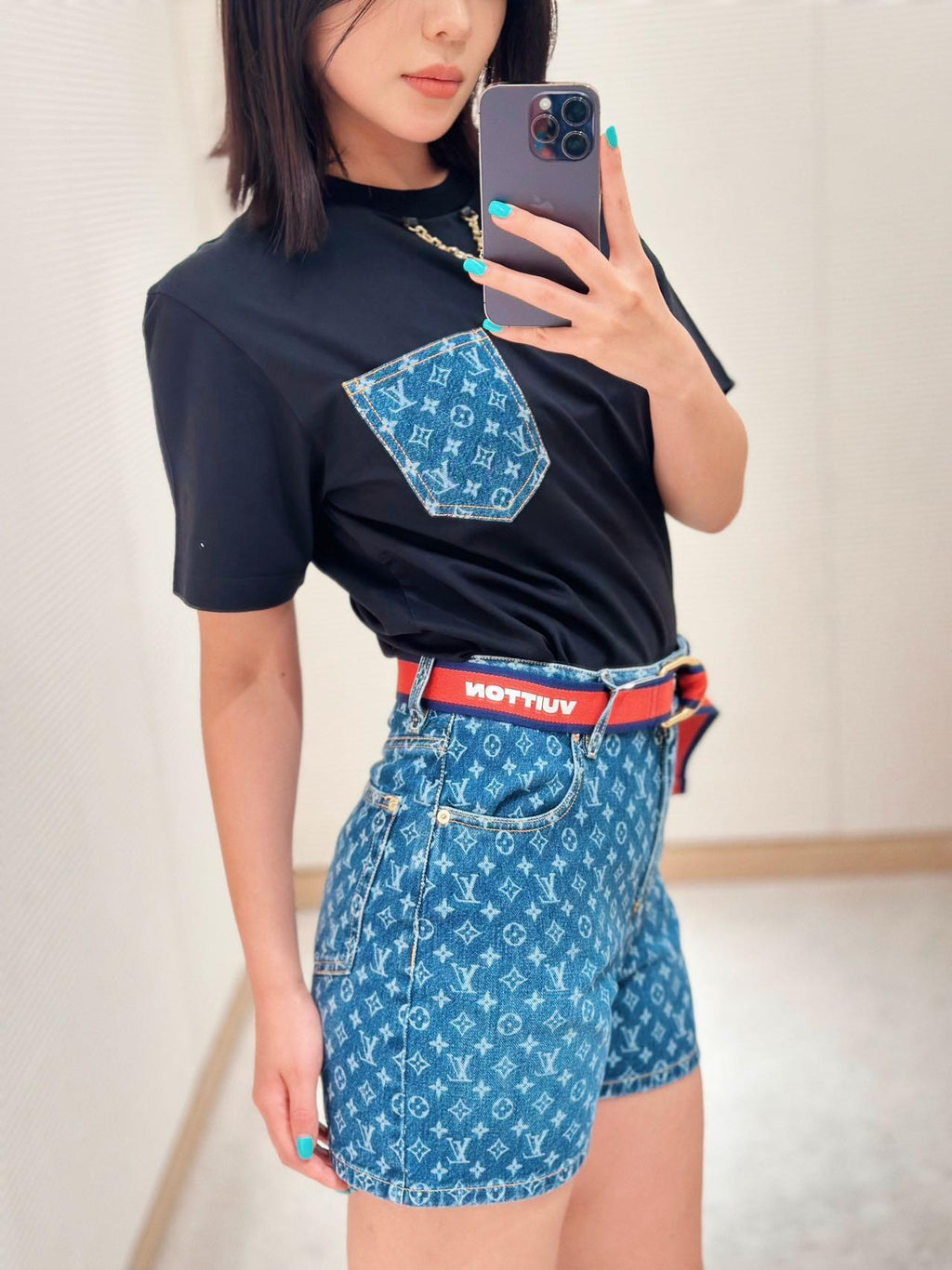 2026 Women's LY Labeled Pocket Short Sleeve (EE440)
