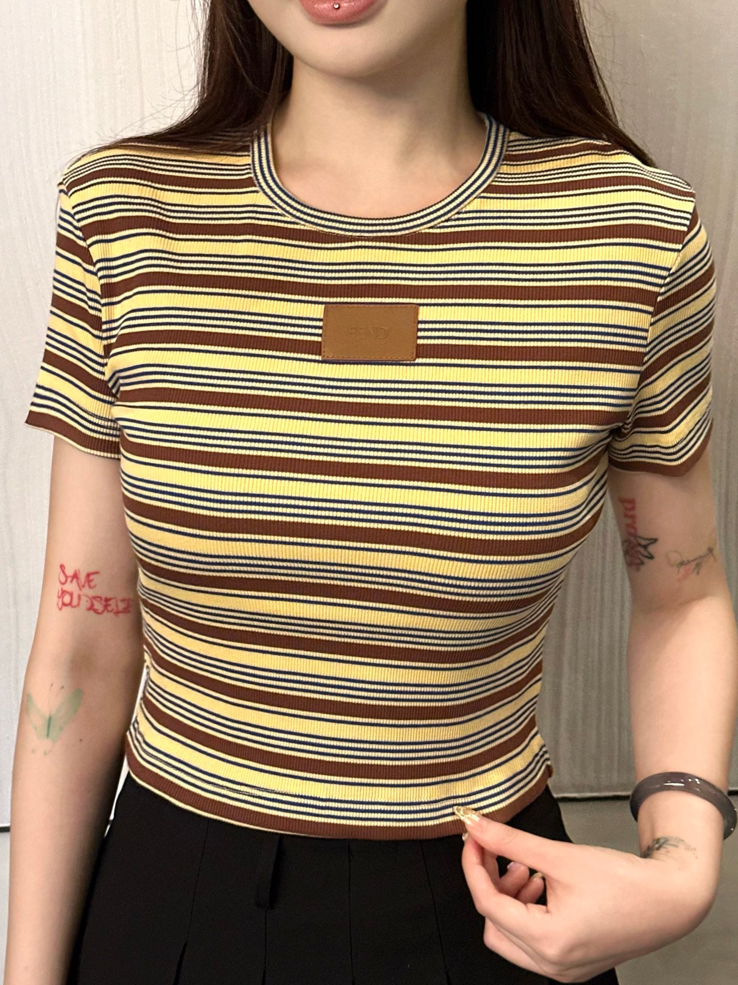 2026 Women's FF Leather Striped Short Sleeve (EE423)