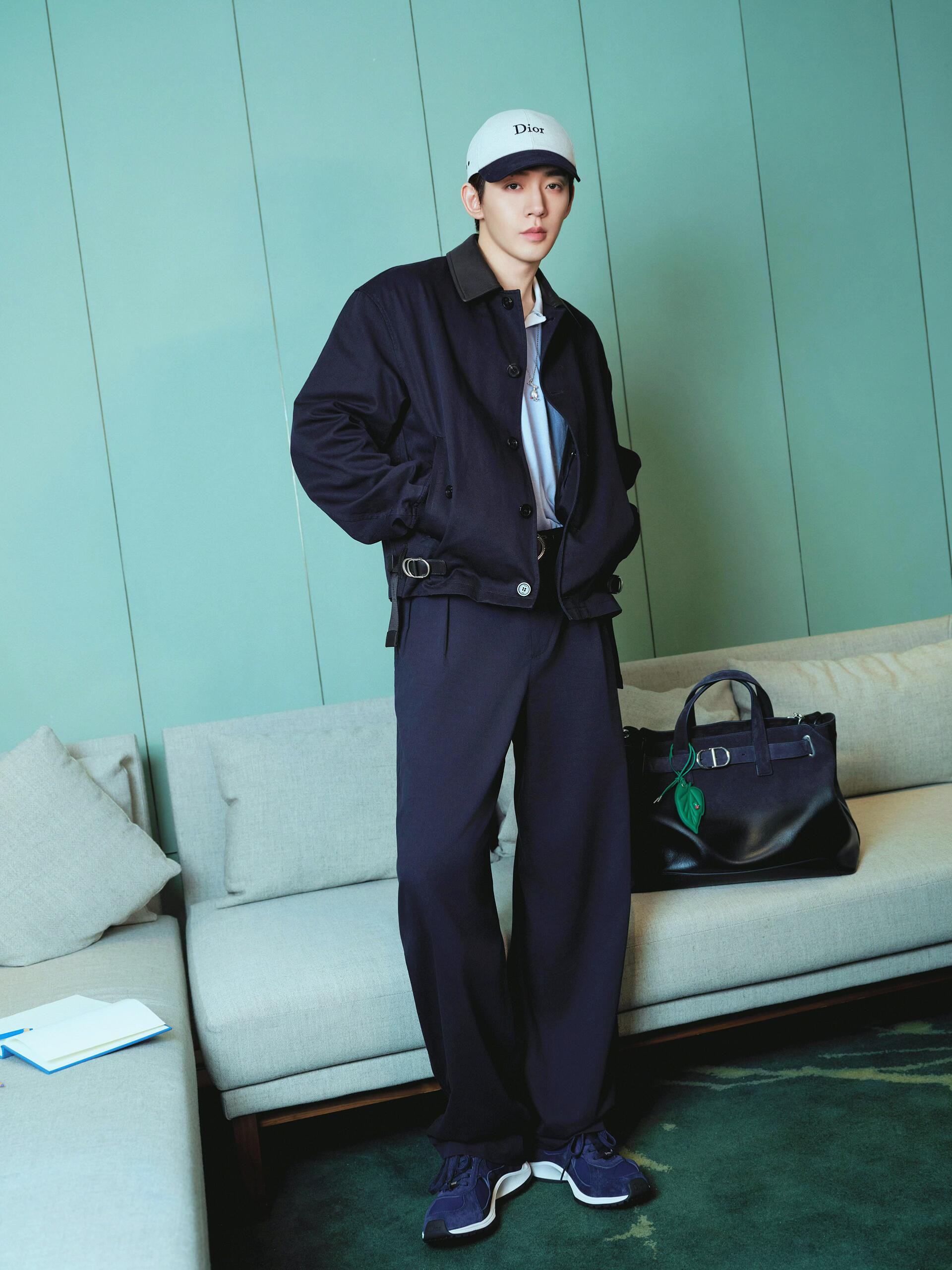 2026 New Model CD Embroidered Snapback Leather Collar Jacket (AA665-C10)