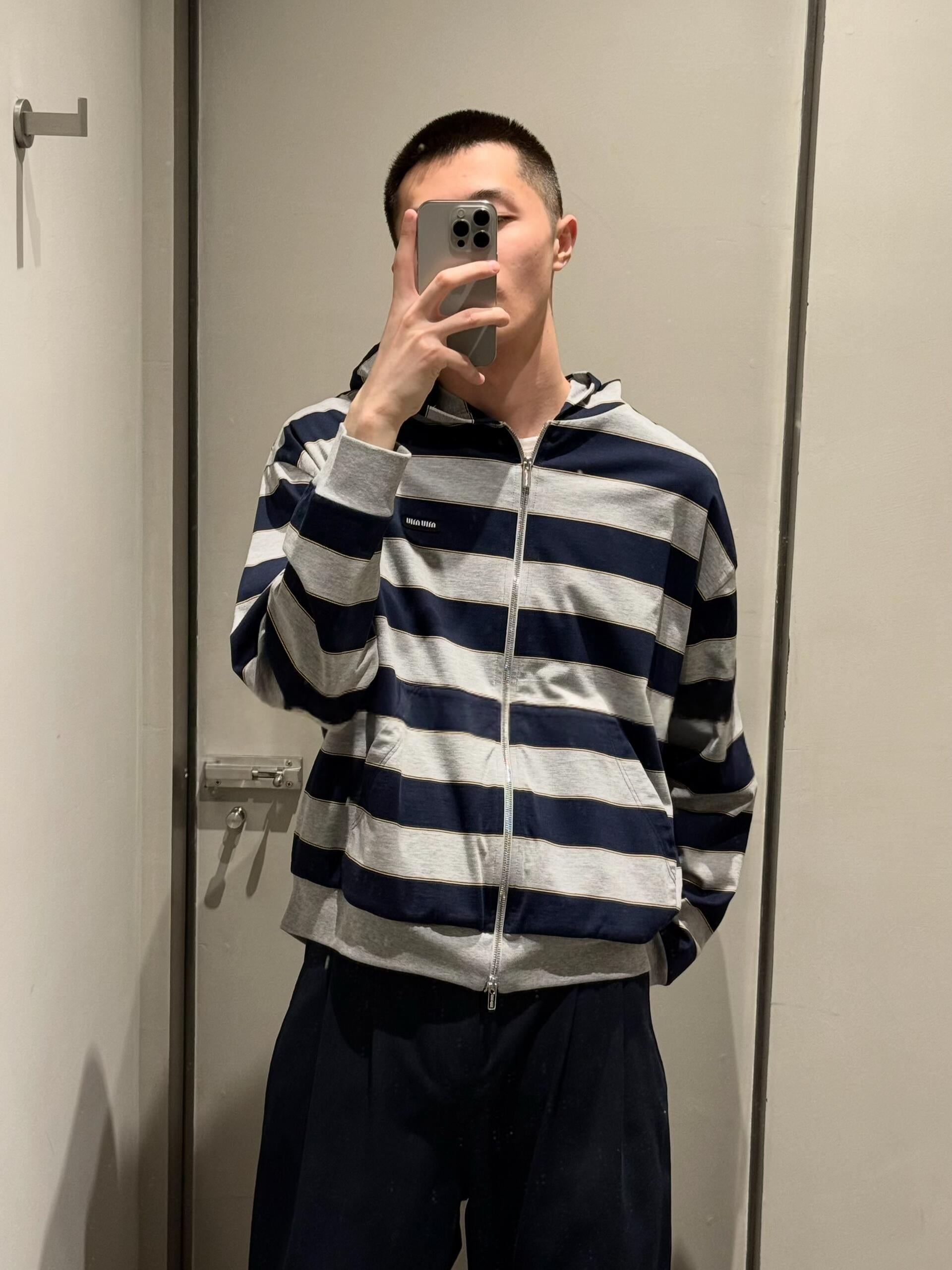 2026 New Model MM Logo Striped Hooded Coat (AA672-B75)