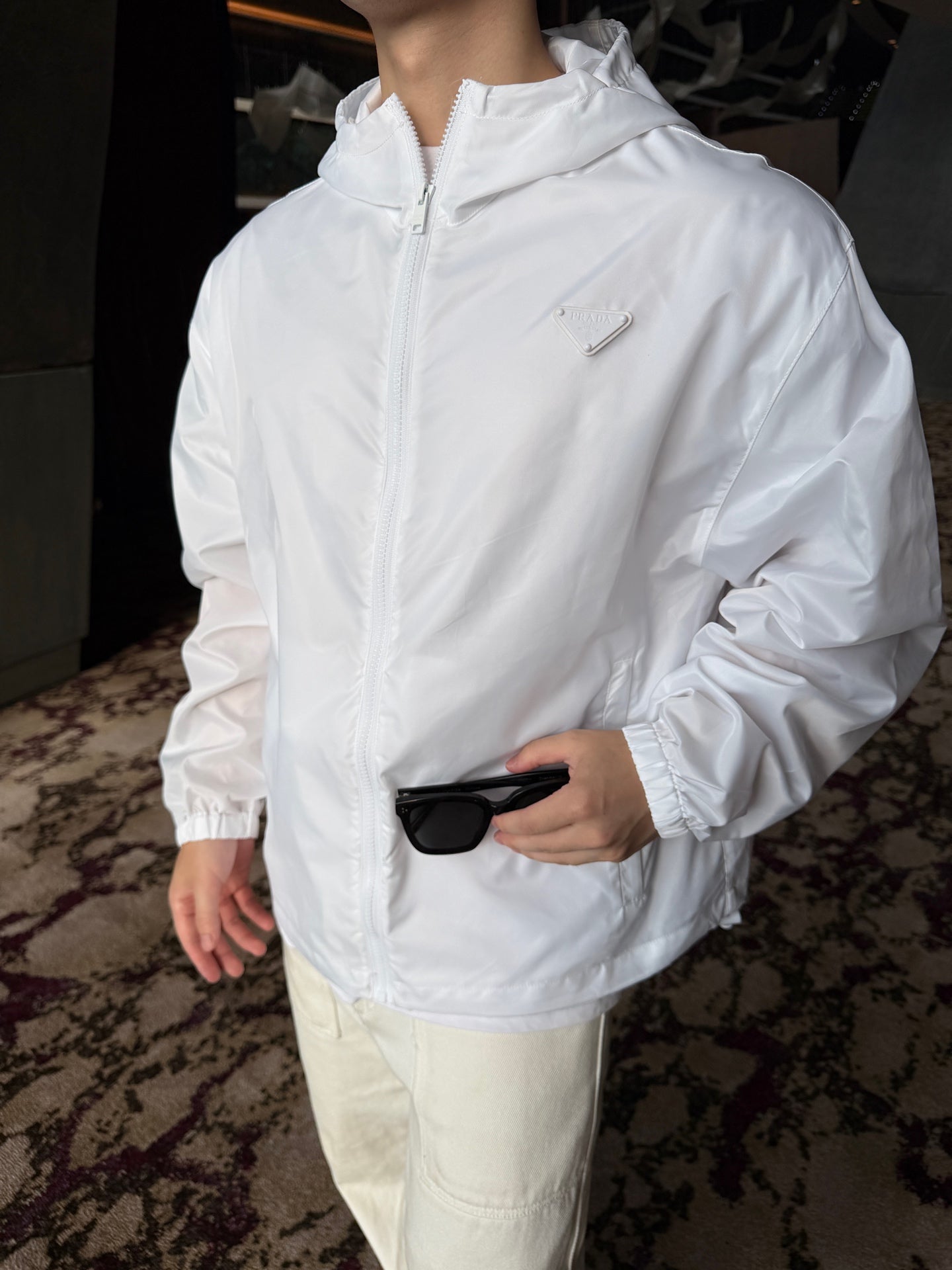 2026 New Model Triangle Brand Hooded Coat (BB888-B85)
