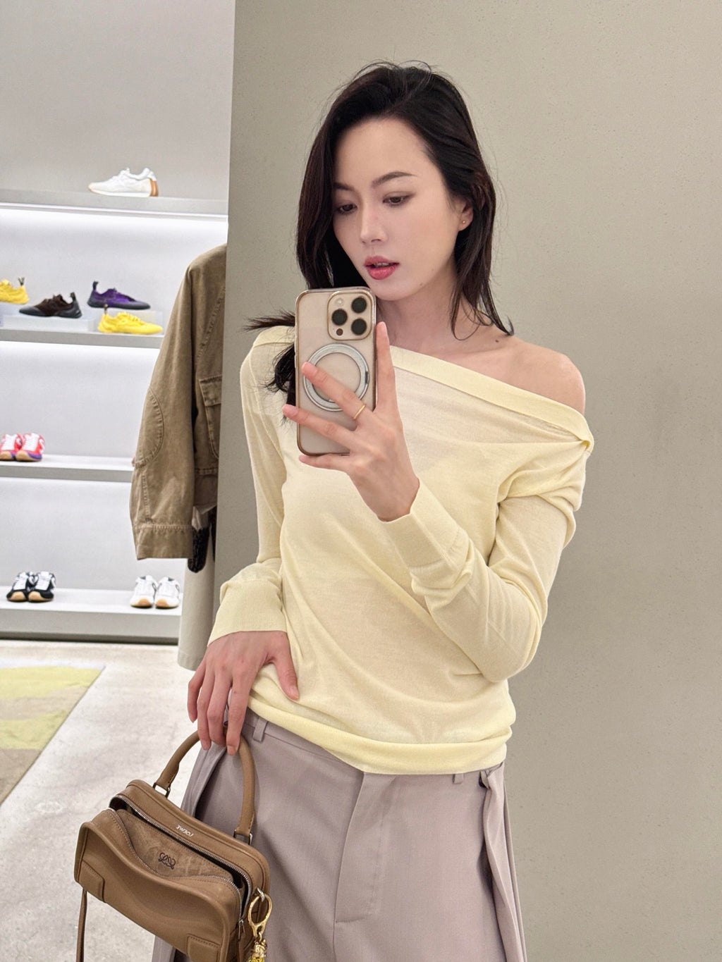2026 Women's Way Embroidered Sweater (DD148)