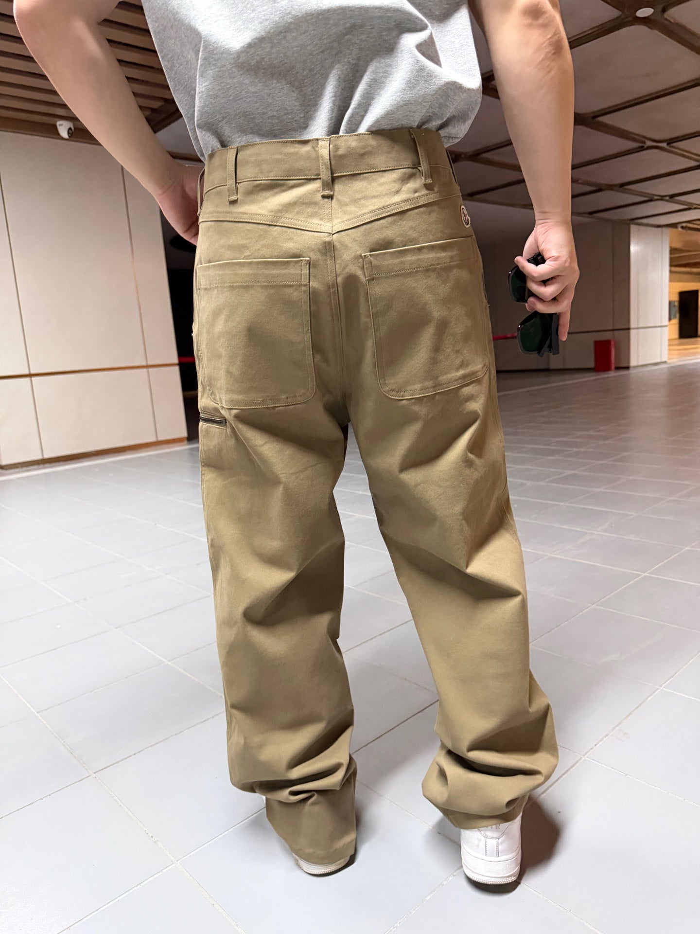 2026 New Model Mon Logo Zippered Pouch Pants (BB4031-B30)