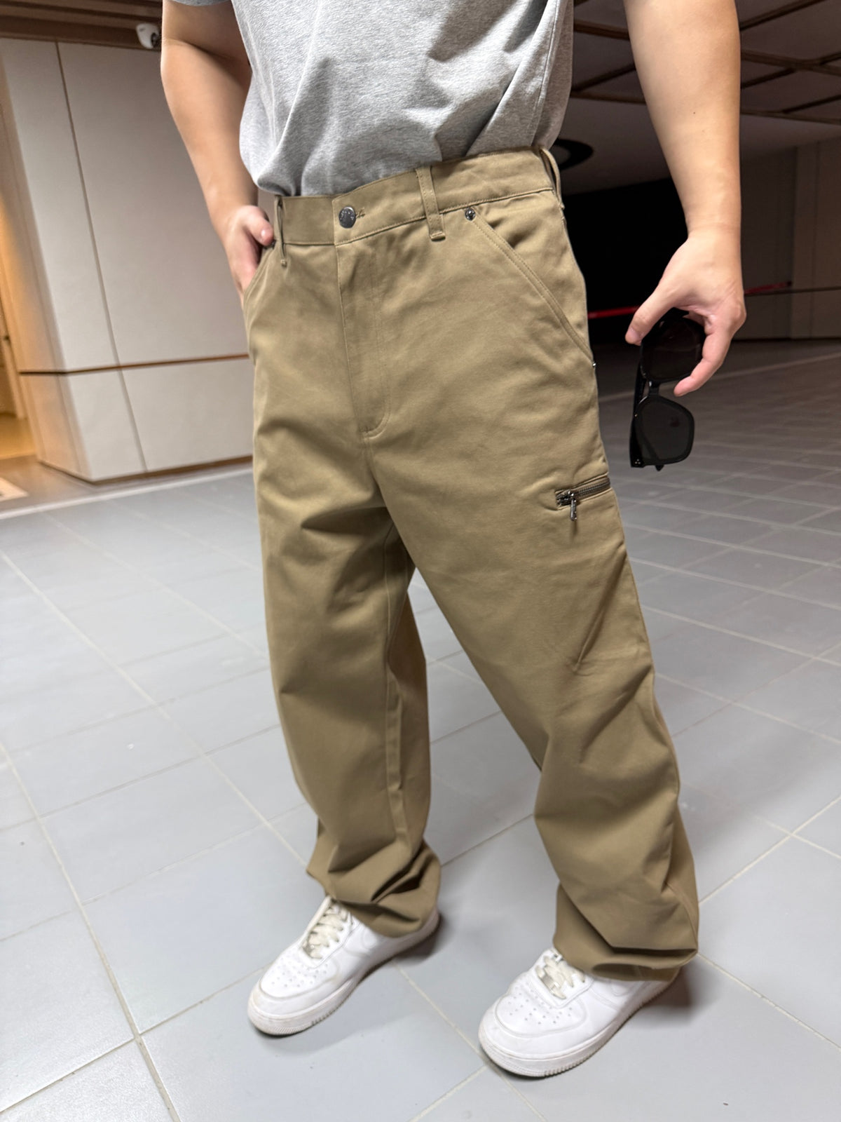 2026 New Model Mon Logo Zippered Pouch Pants (BB4031-B30)