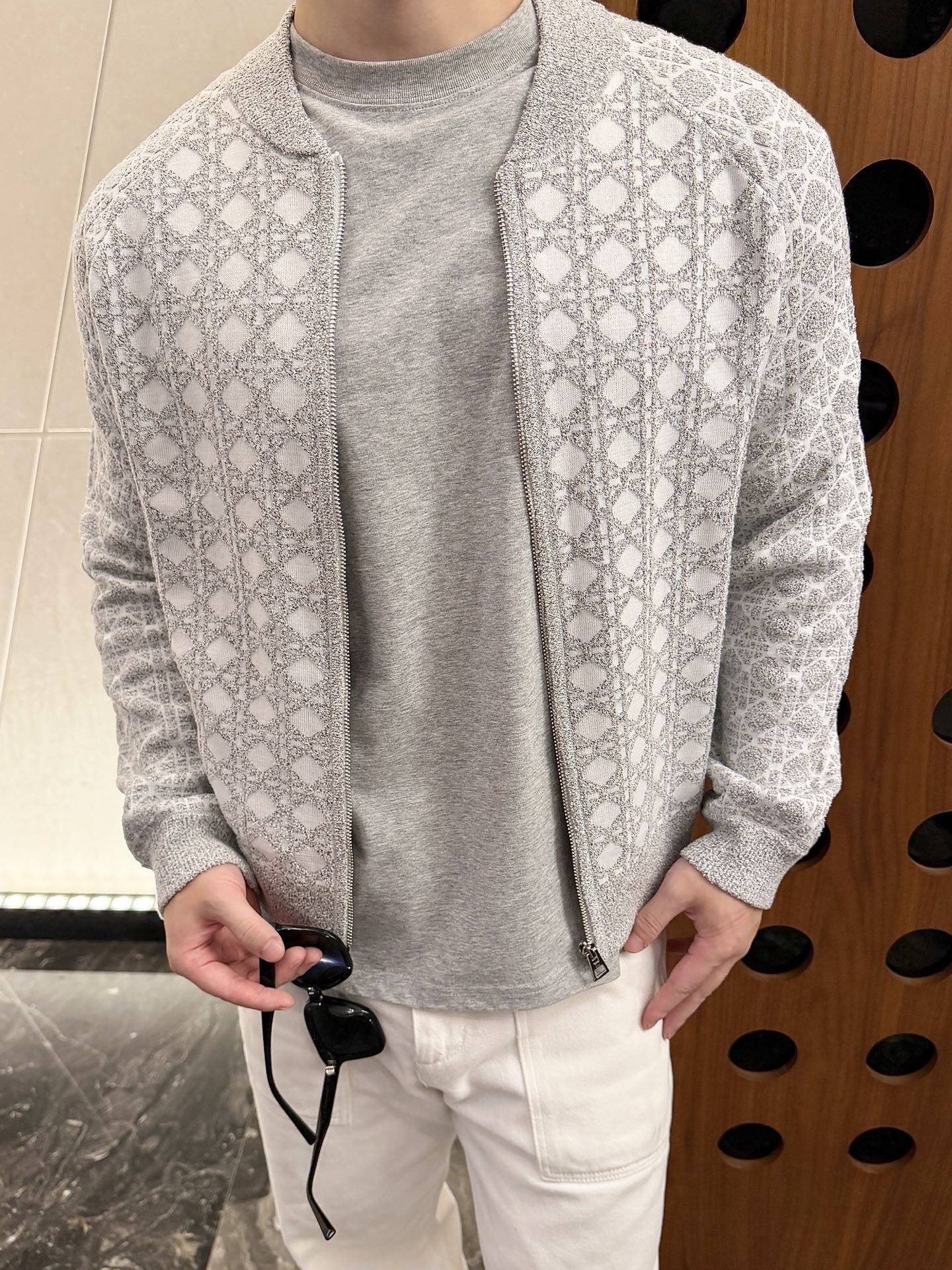 2026 new style CD checkered sweater coat (AA1017-B85)