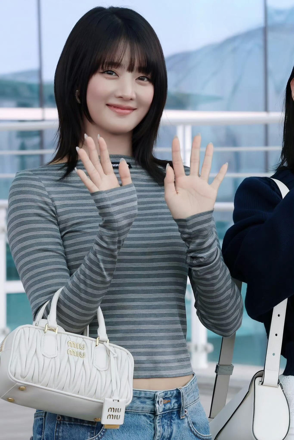 2026 Women's MM Logo Striped Boat-neck Long-Sleeved Shirt (FF827)