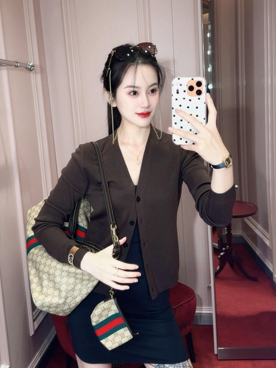 2026 Women's GU Horse Clip Collar Sweater Blazer (DD192)