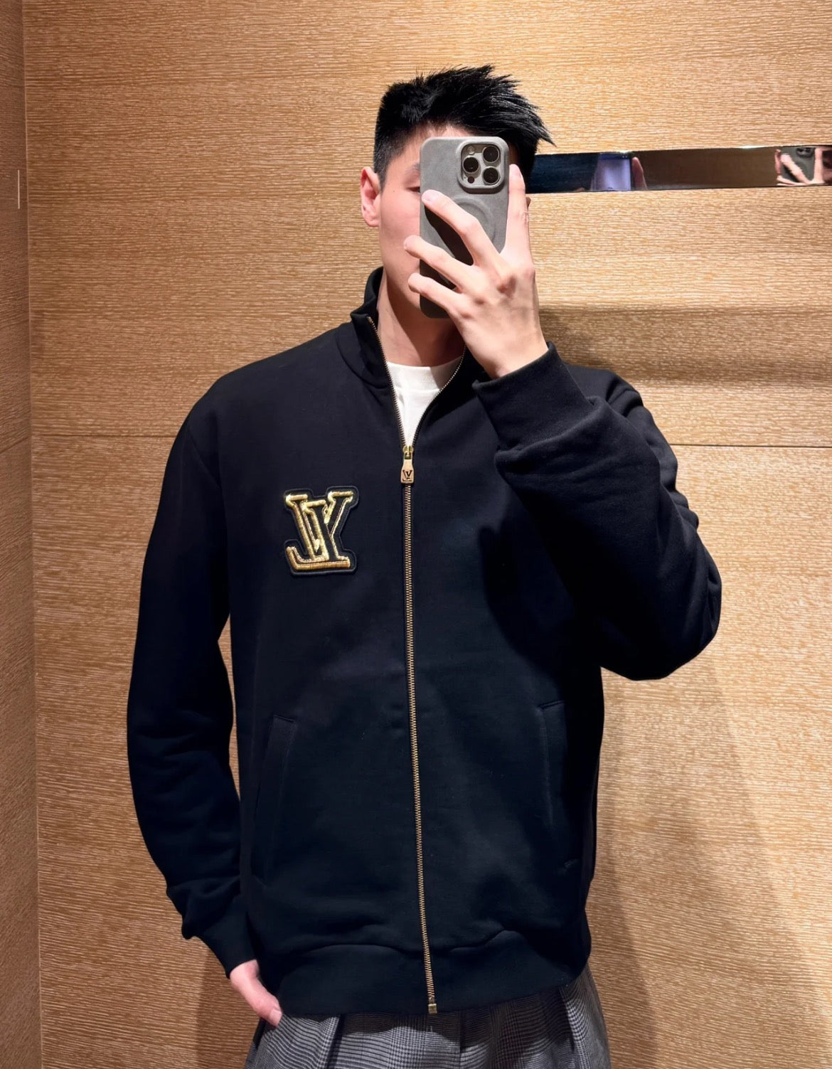 2026 new model LY logo bead-studded zipper coat (AA694-B75)