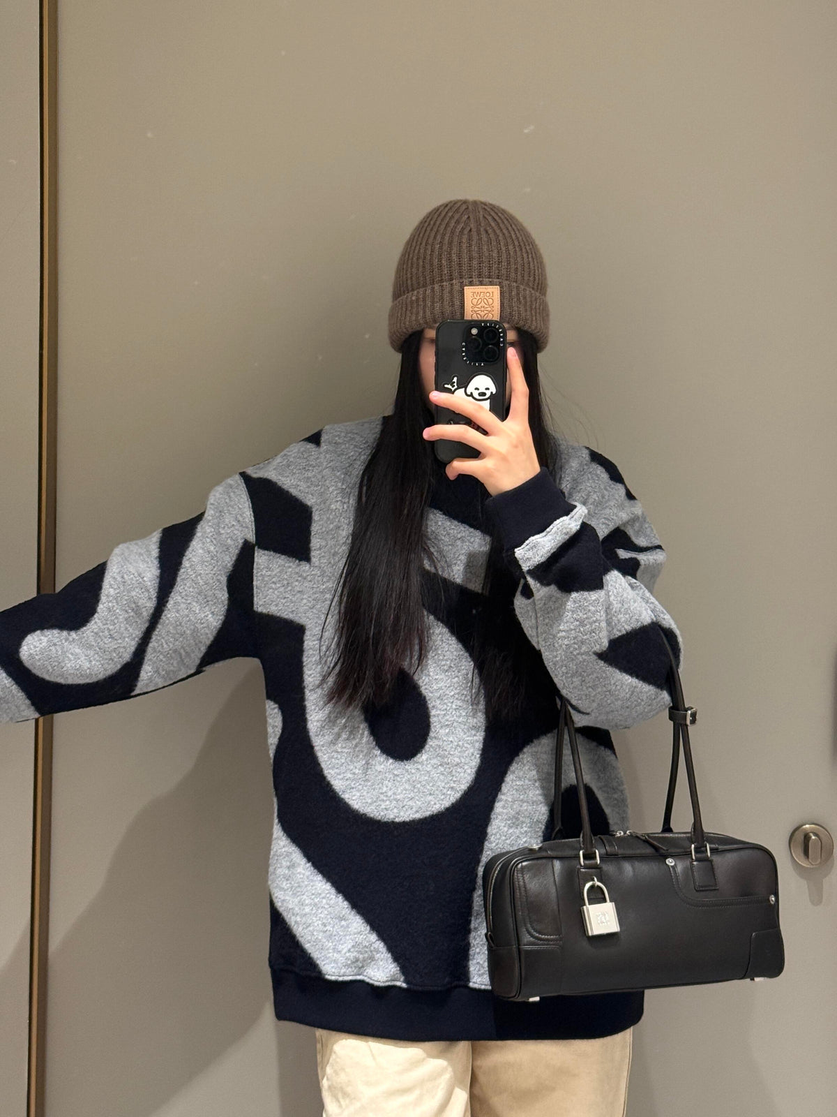 2026 New Style Way Embroidered Jacquard Sweater (AA697-B40)