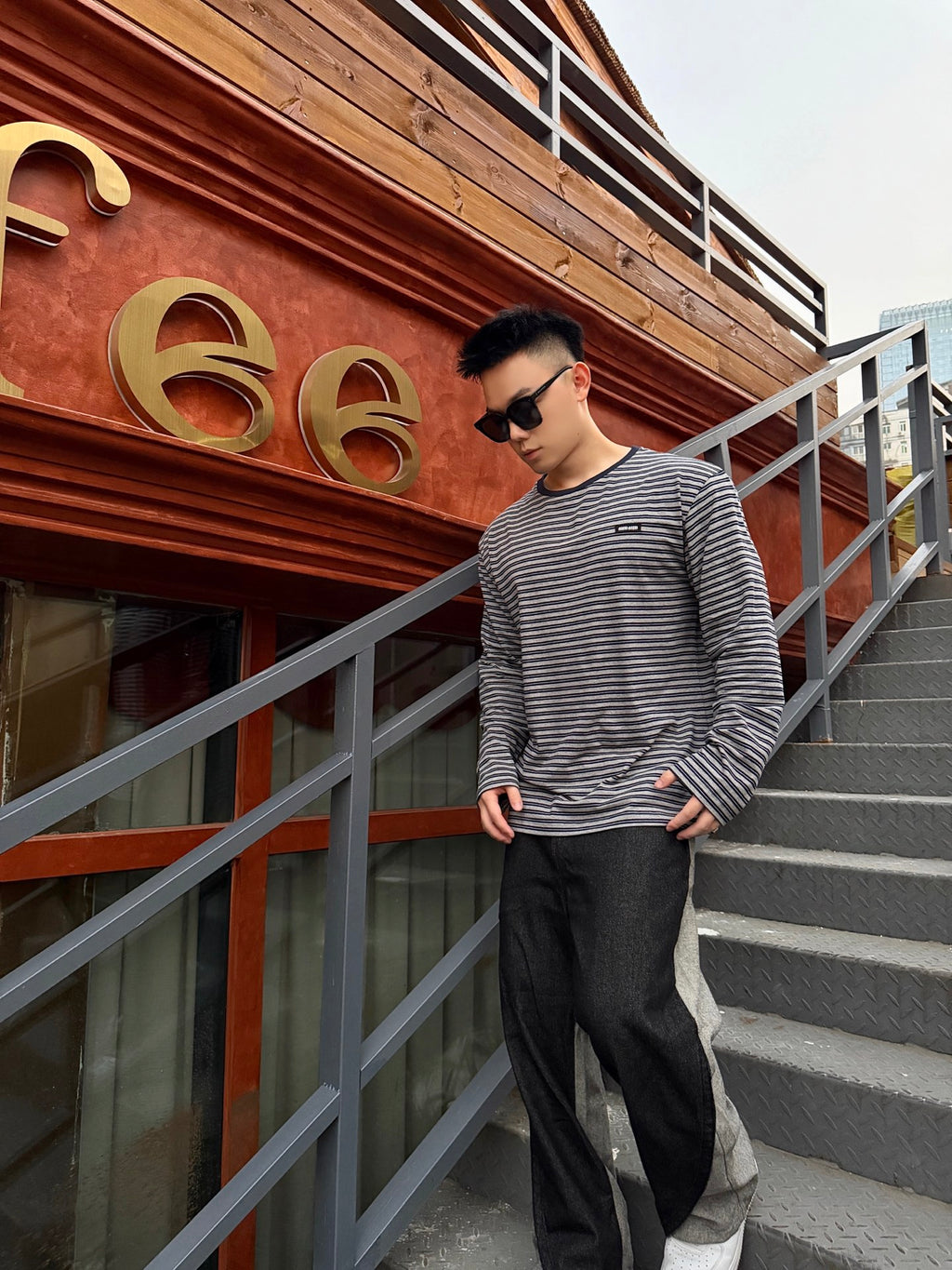 2026 New Model MM Logo Striped Long-Sleeved Shirt (CC7044-A70)