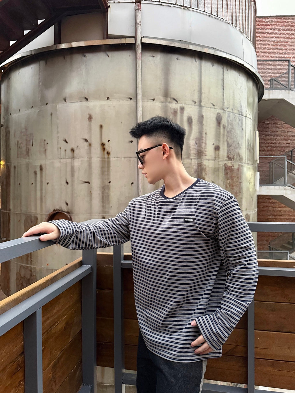 2026 New Model MM Logo Striped Long-Sleeved Shirt (CC7044-A70)