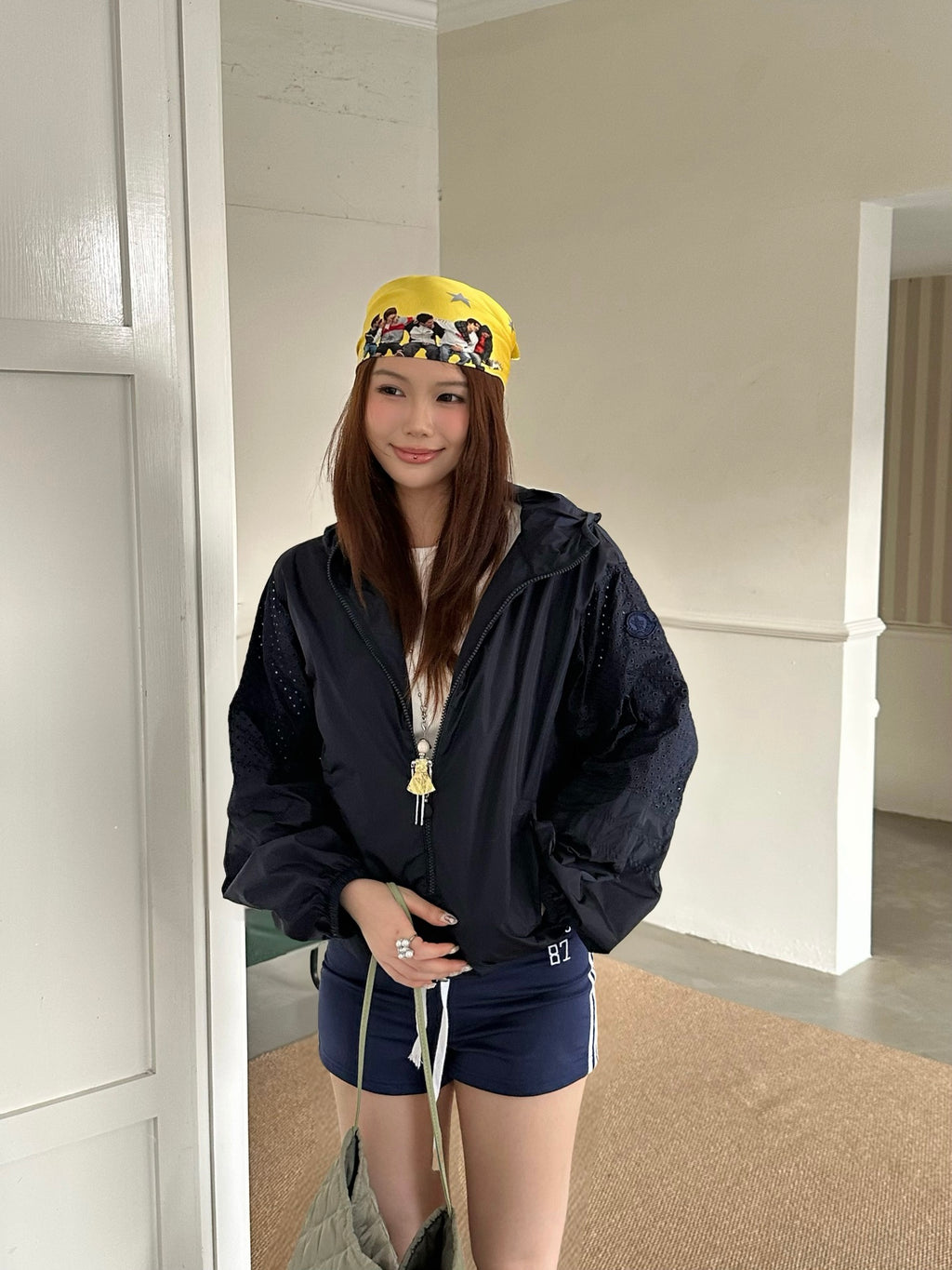 2026 Women's Mon Logo Hollowed-out Hooded Jacket (DD175)