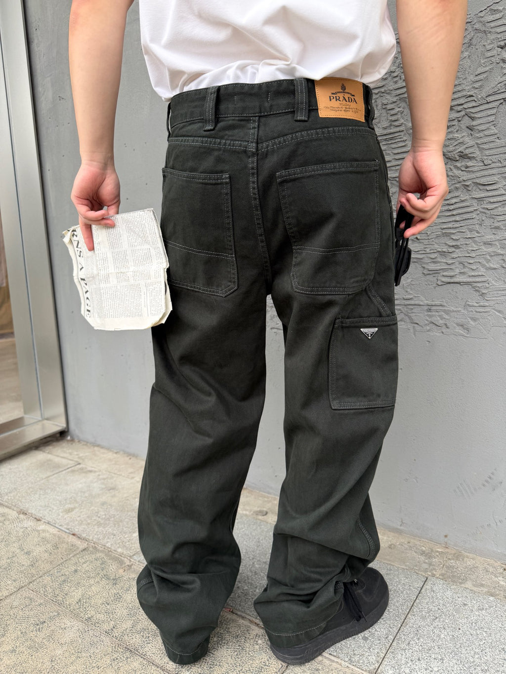 2026 New Model Triangle Brand Denim Jeans (CC7018-B75)