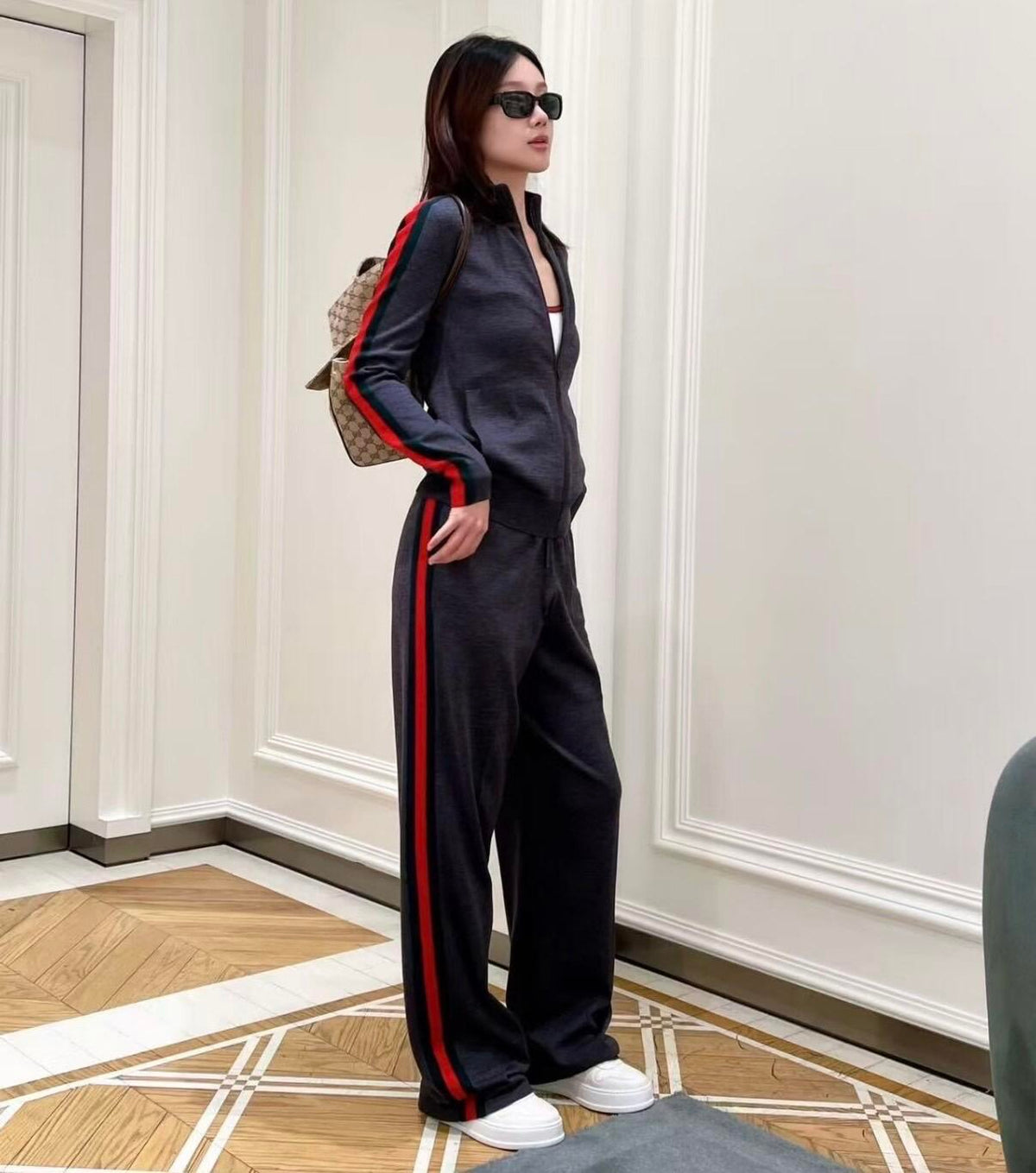 2026 Women's GU Color-Matched Striped Wool Coat (DD204)