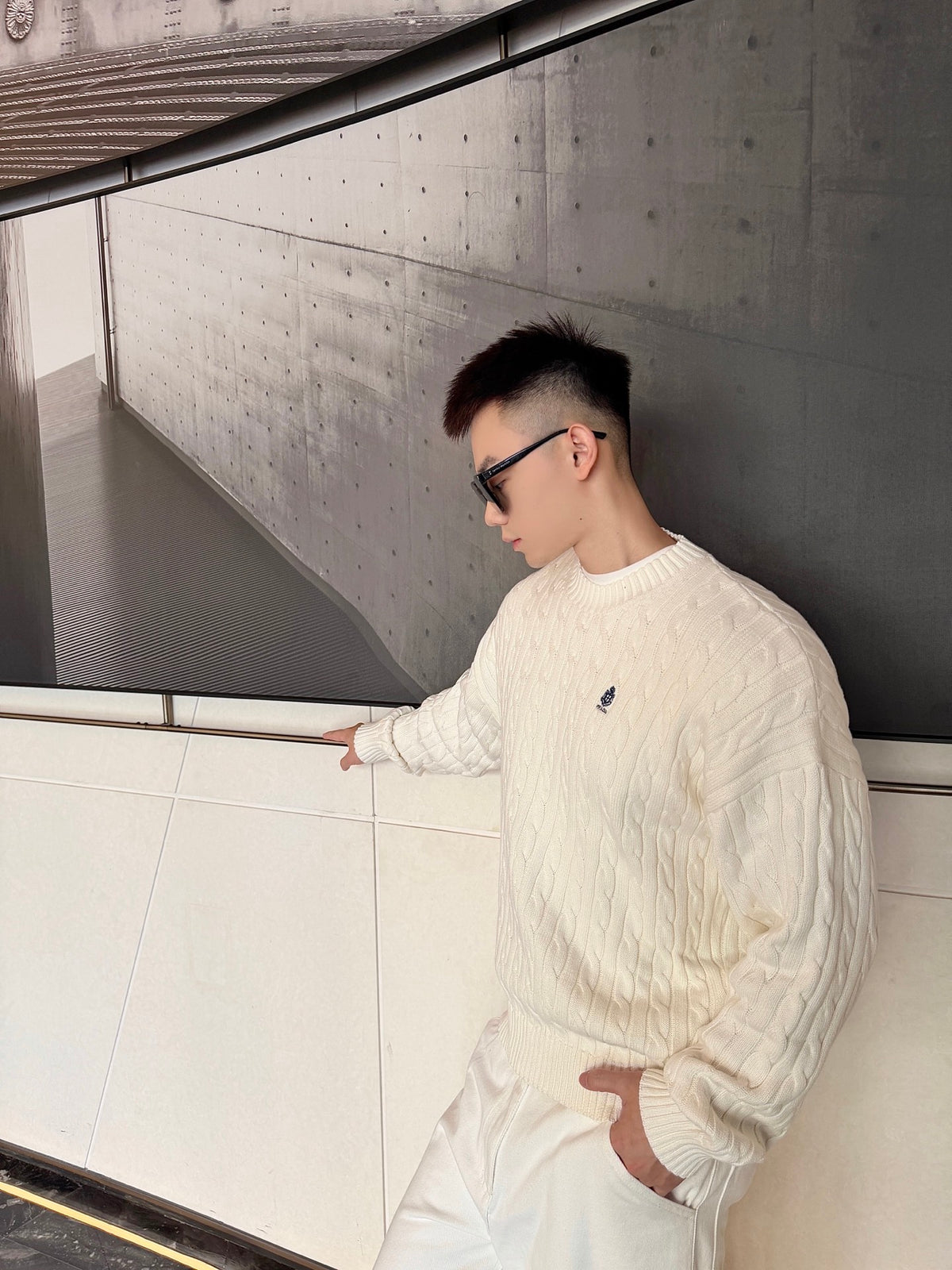 2026 New Model Triangle Brand Embroidered Twisted Knit Sweater (CC7032-B20)