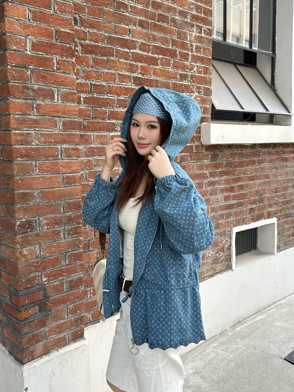 2026 Women's LY Labeled Full-Print Denim Jacket (EE450)