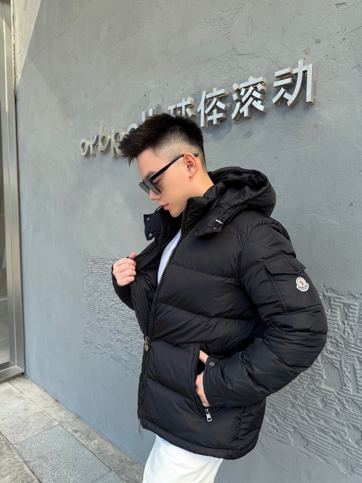2026 New Model Mon Logo Pocket Zip Down Jacket (AA1028-E90)