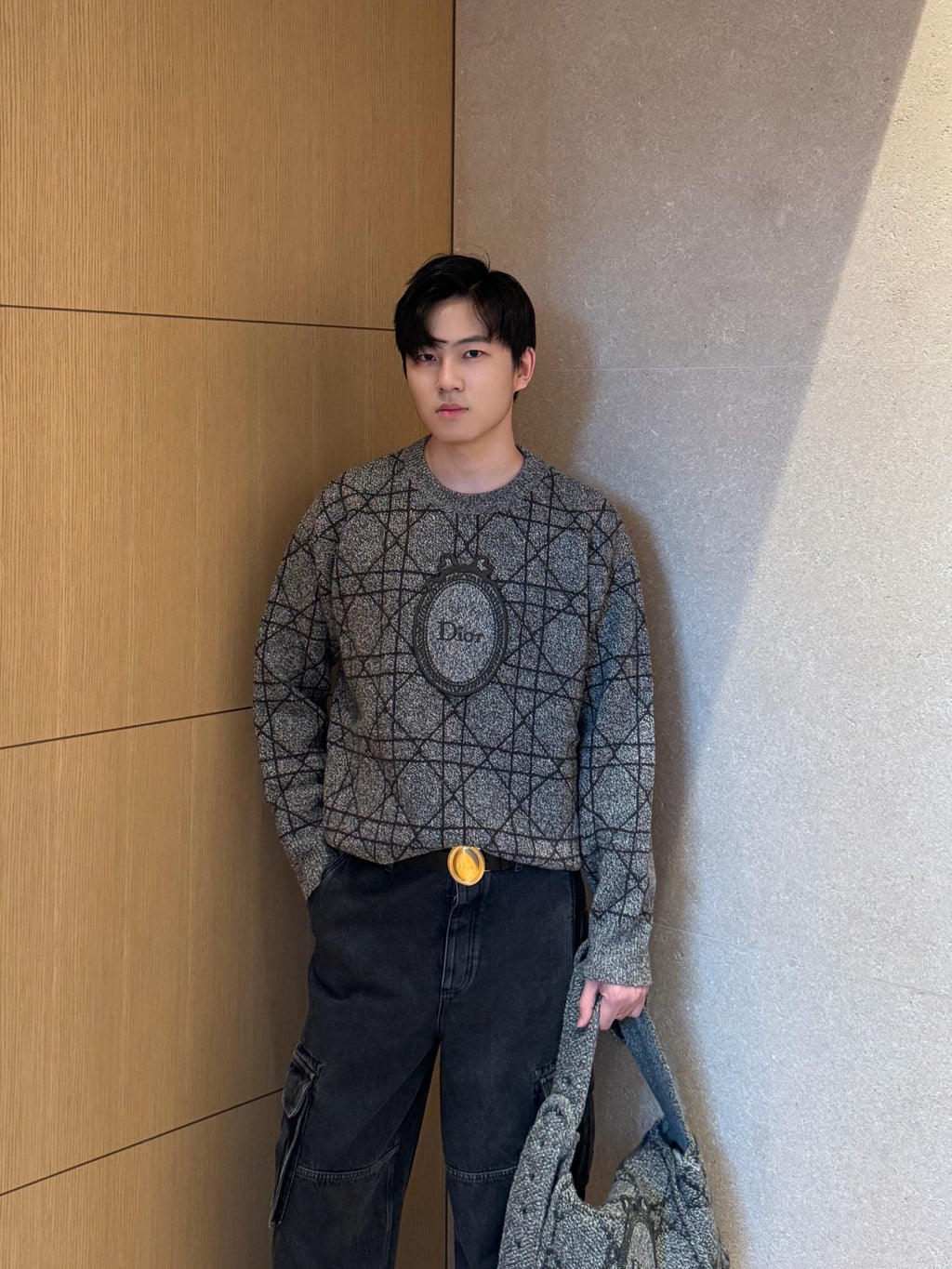 2026 New Style CD Emblem Embroidered Vine Pattern Sweater (AA1037-B60)