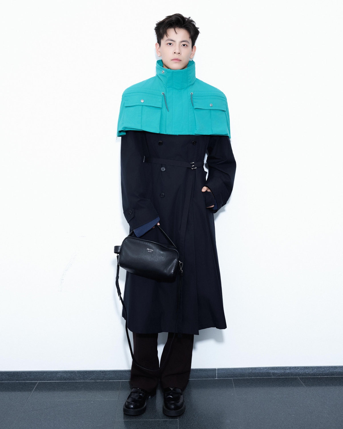 2026 New Model Triangle Brand Double-Peaked Coat with Two Front Buttons (CC7030-D30)