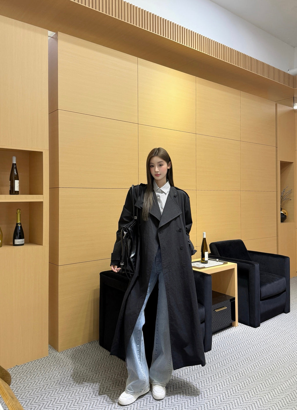 2026 Women's Triangle Brand Triangle Logo Double-Peaked Coat (FF835)