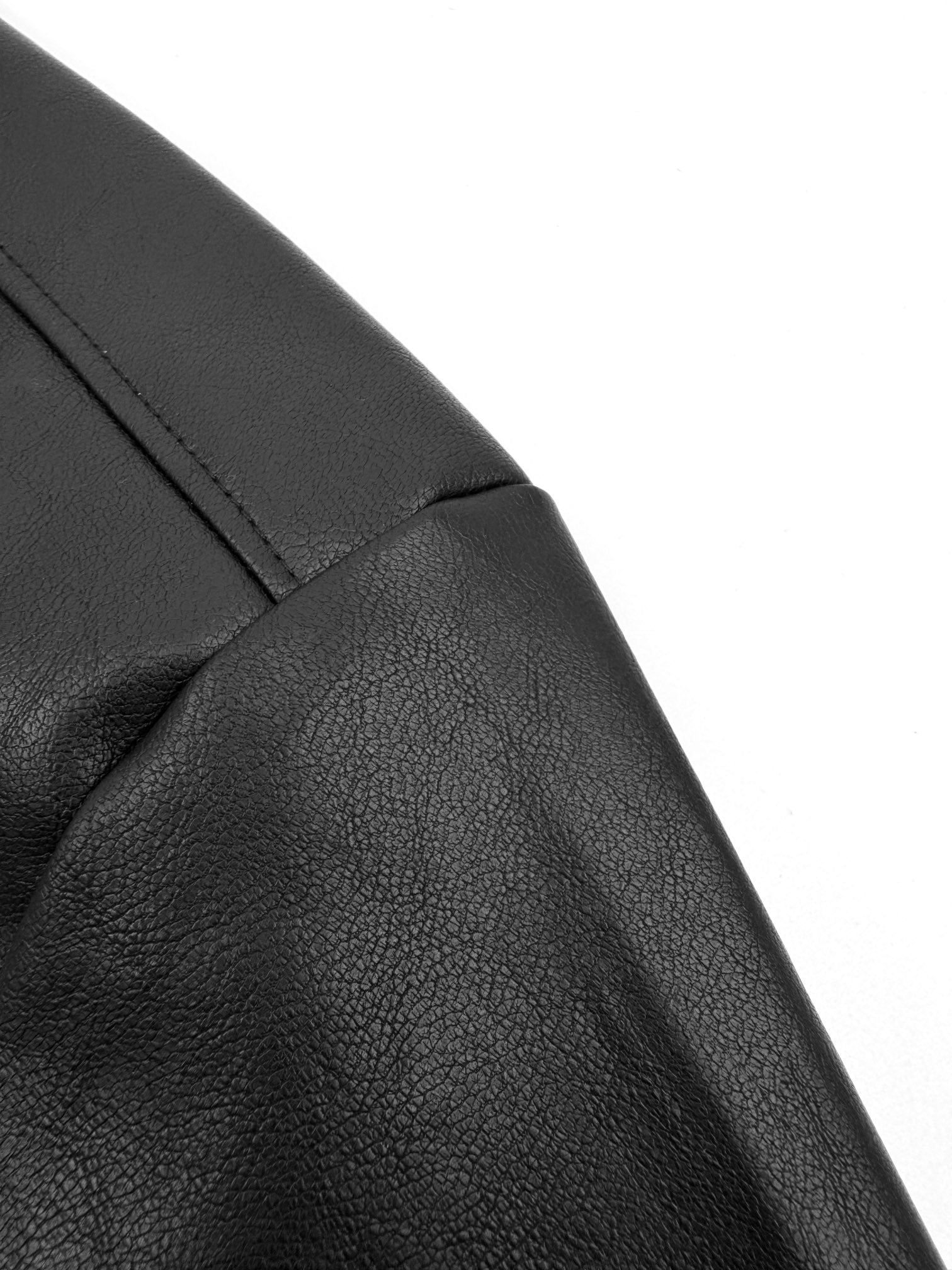 2026 New Triangle Brand Single-Breasted Leather Jacket (25294-C00)
