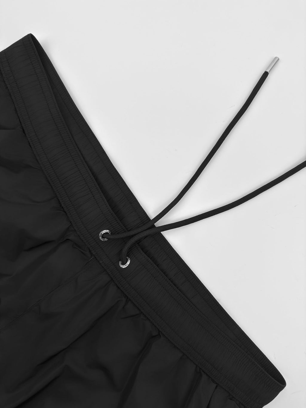 2026 New Mon Logo Pocket Shorts (BB800-A40)