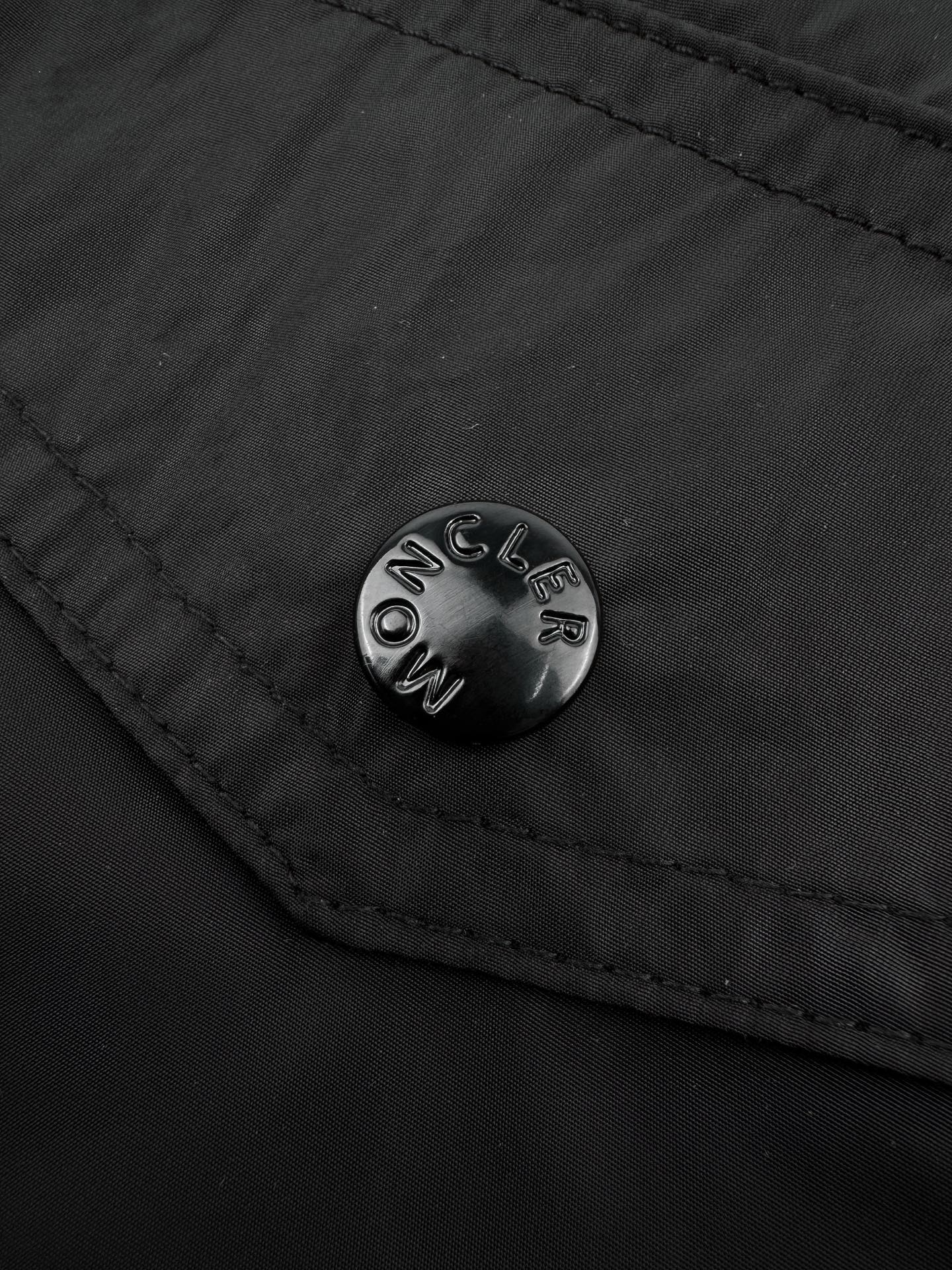 2026 New Mon Logo Pocket Shorts (BB800-A40)