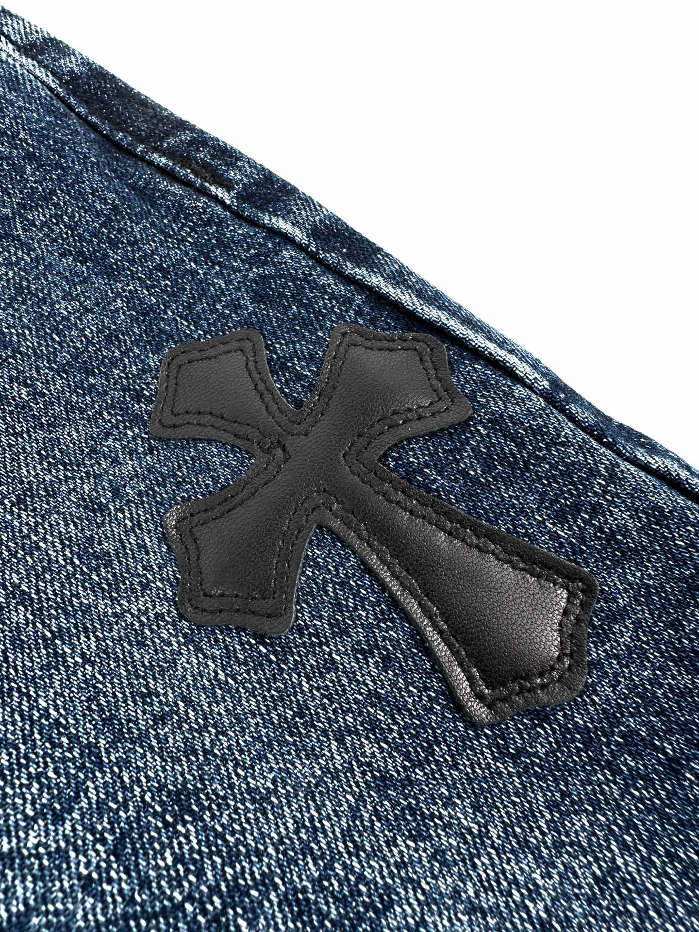 2026 Women’s CH Cross Logo Denim Shorts (EE407)