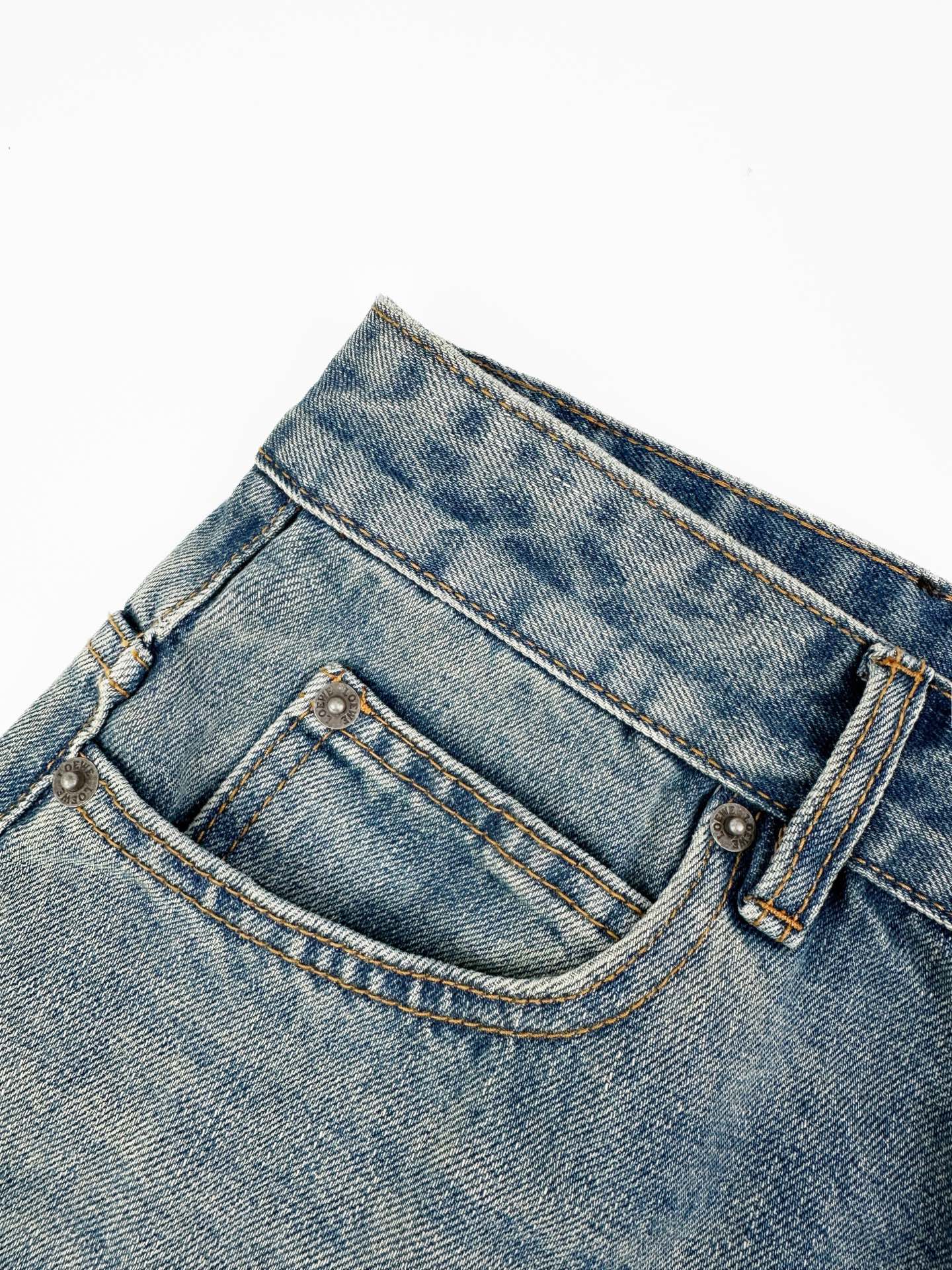 2026 Women’s Way Embroidered Leather-Tagged Jeans (EE414)