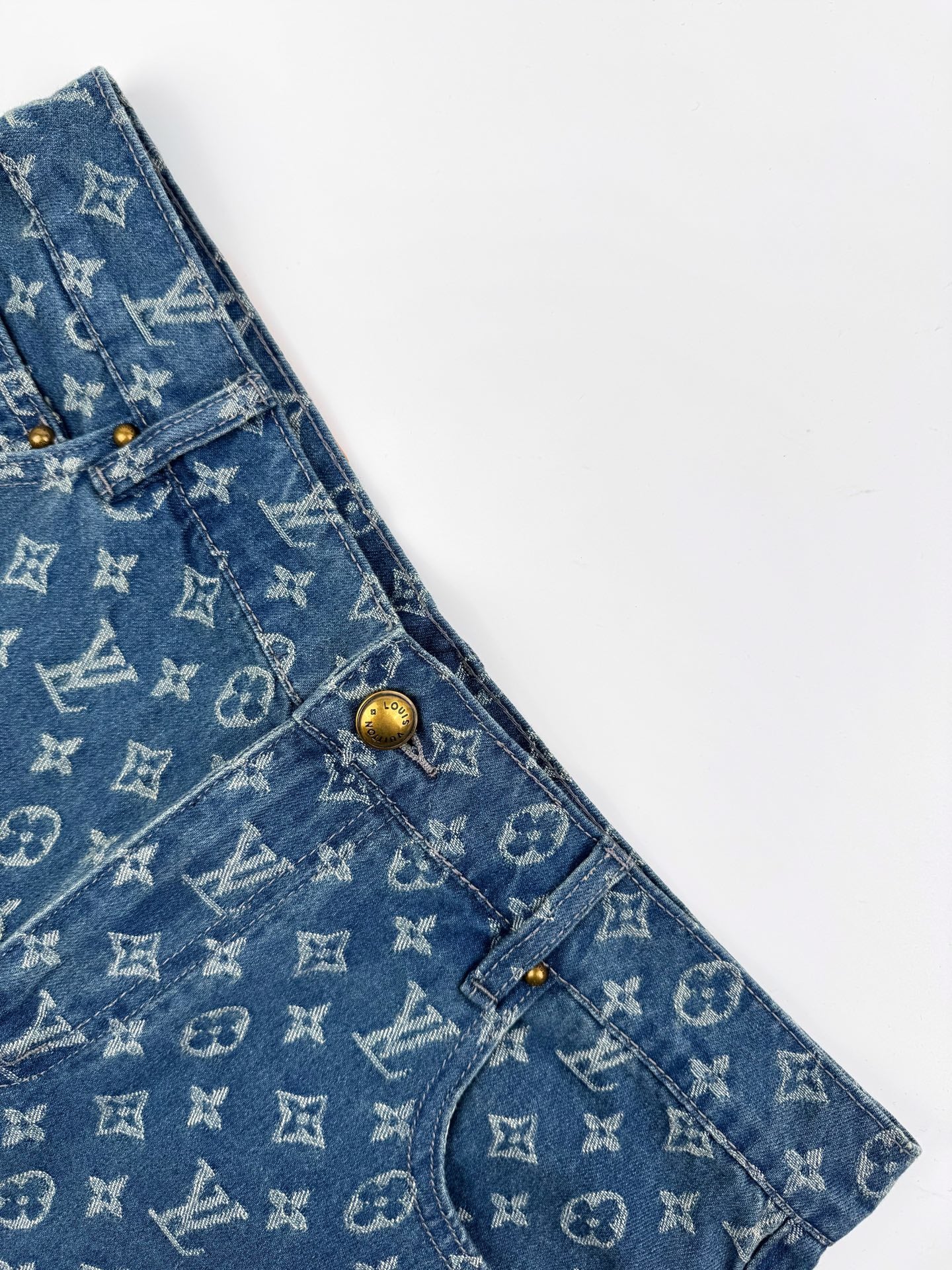 2026 New Model LY Full-Printed Logo Denim Shorts (BB799-A80)