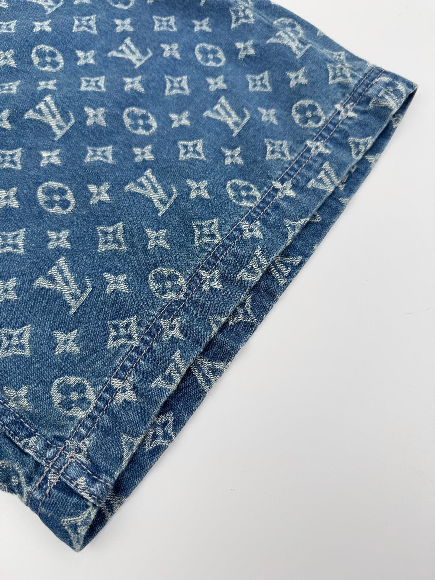 2026 New Model LY Full-Printed Logo Denim Shorts (BB799-A80)
