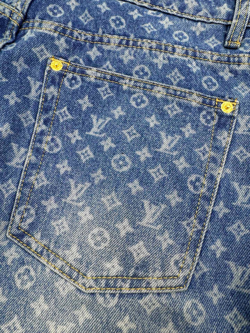 2026 Women's LY Logo All-Over Print Flared Jeans (EE418)