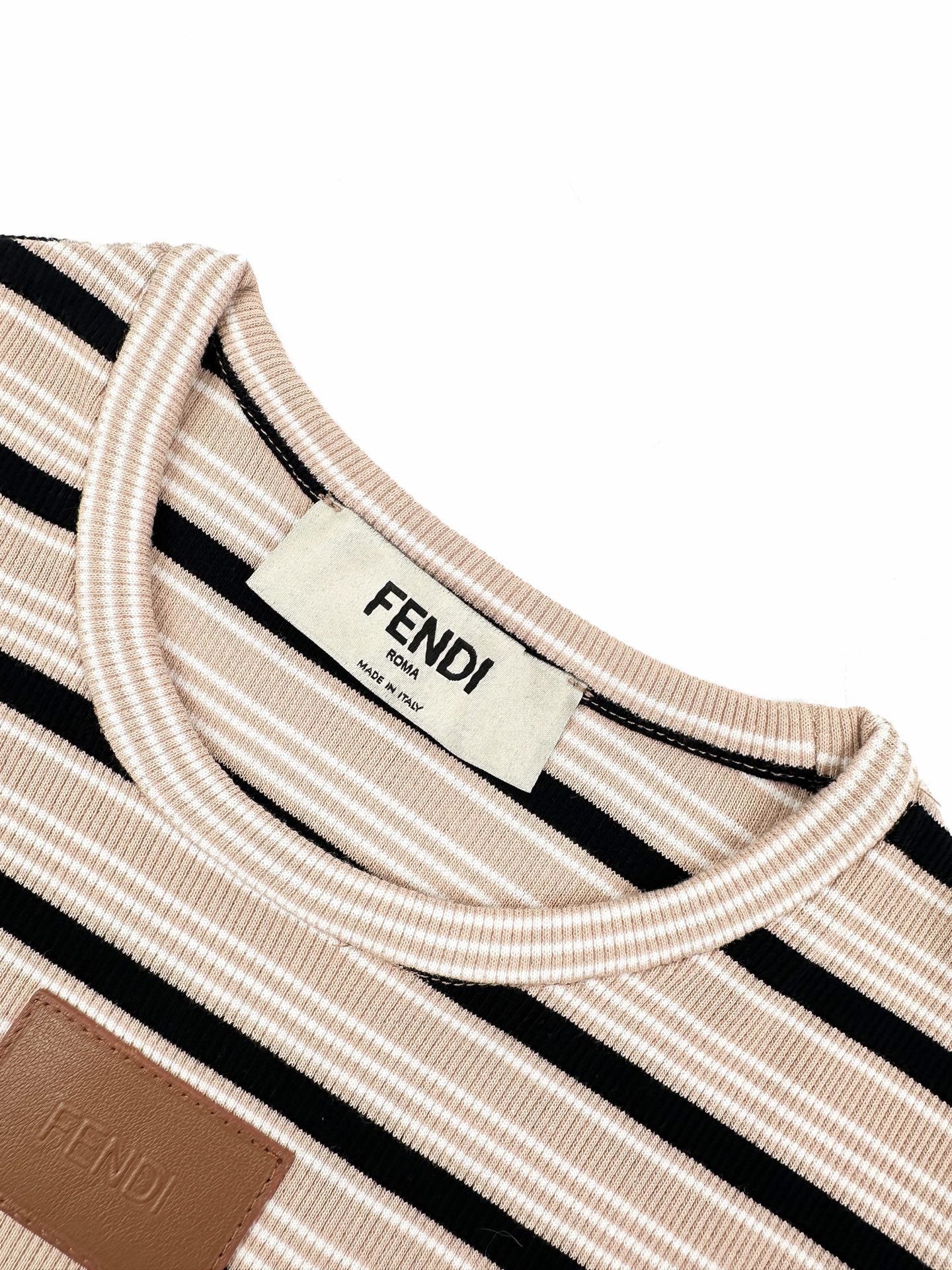 2026 Women's FF Leather Striped Short Sleeve (EE423)