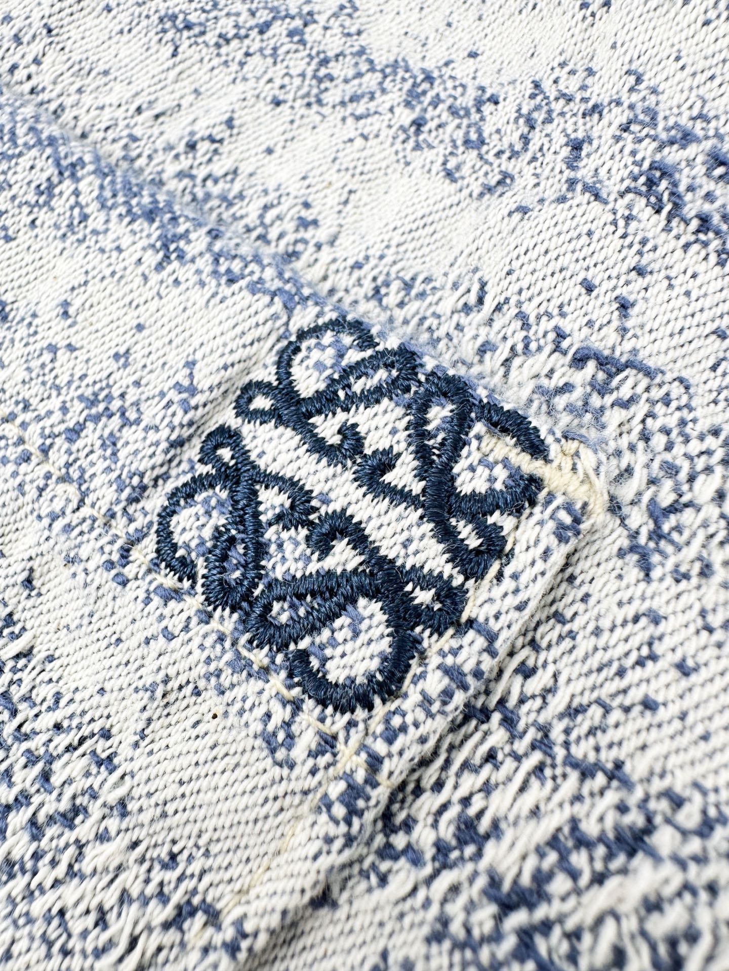 2026 New Style Way Embroidered Denim Shirt (BB873-B45)