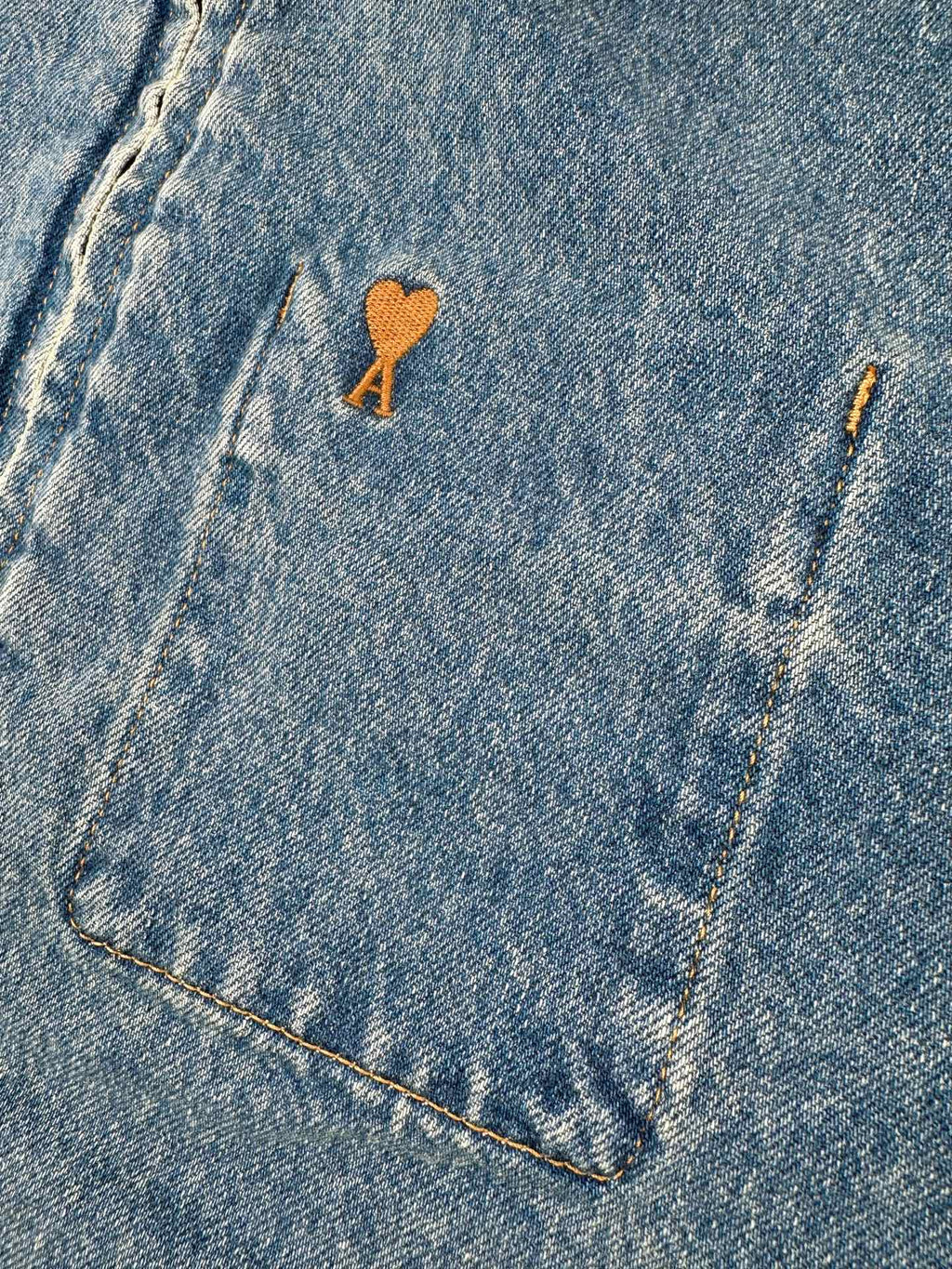 2026 New Model Heart A Embroidered Denim Jacket (BB877-B70)