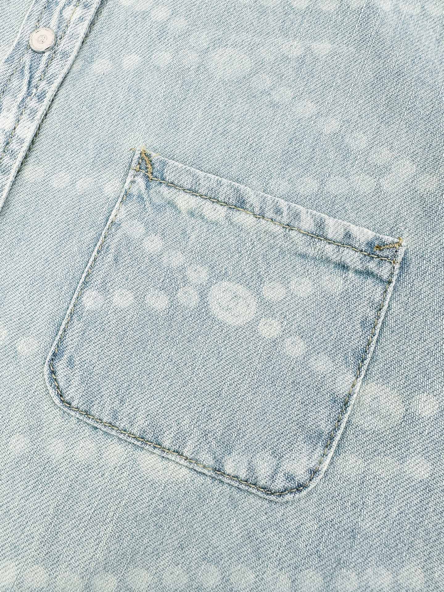 2026 Women's CC Logo Washed Denim Pearl Shirt (FF805)