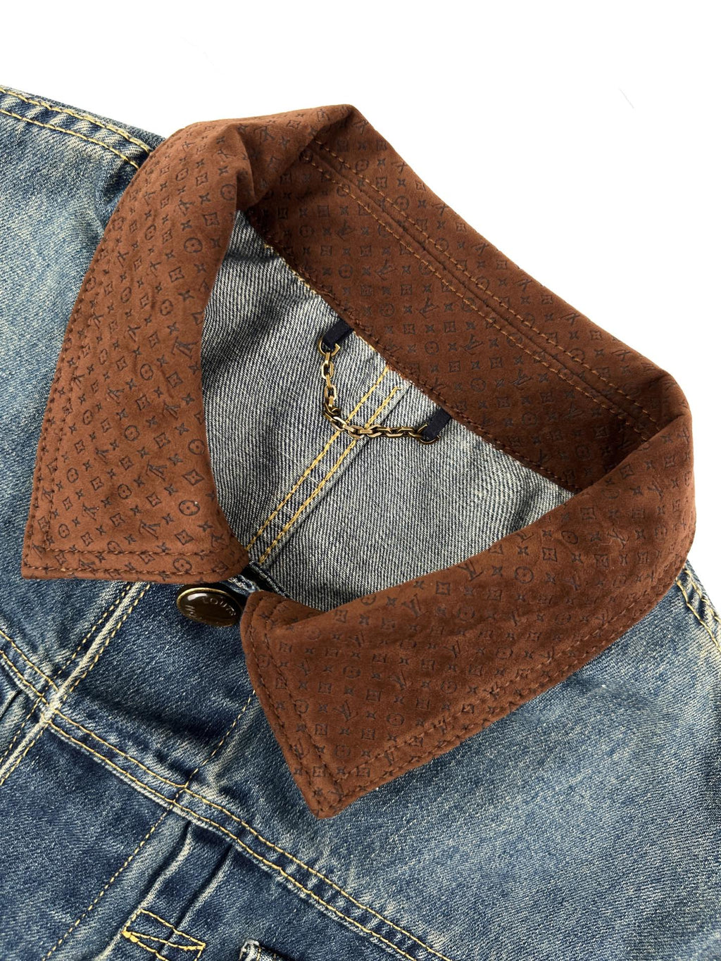 2026 New Model LY Leather Detail Denim Jacket (BB872-C25)