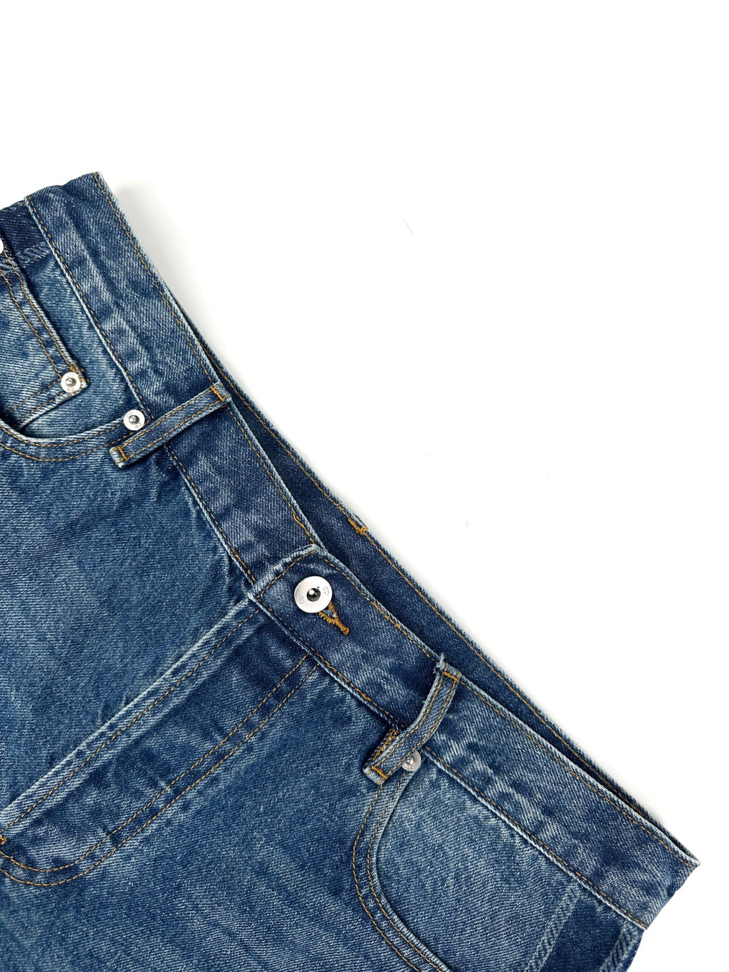 2026 New Style CD Laser Embroidered Denim Jeans (BB4008-B35)