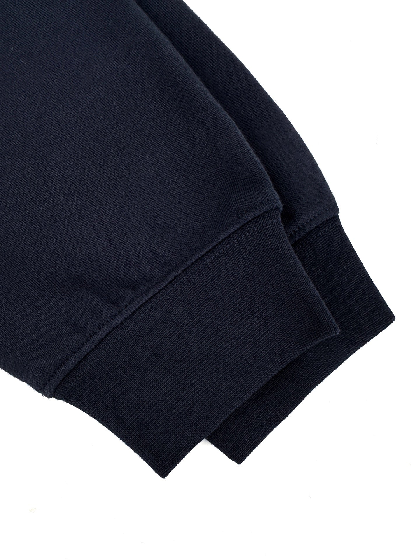 2026 New Model GU Printed Hooded Sweatshirt (AA686-B00)